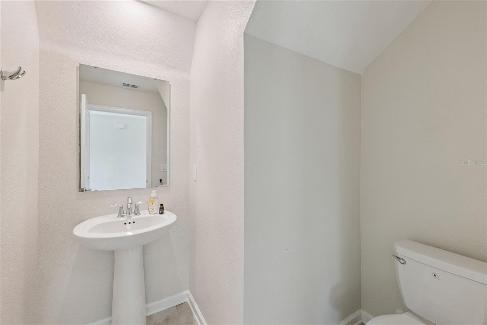 Single Family Residence at 5478 LIMESTONE ST, MOUNT DORA, photo 31 of 38