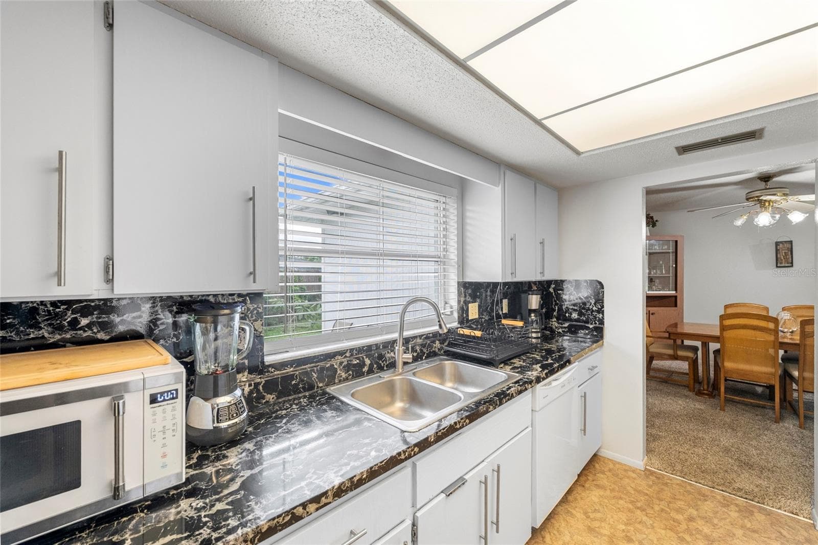 Single Family Residence at 4594 PARNELL DR, SARASOTA, photo 15 of 40