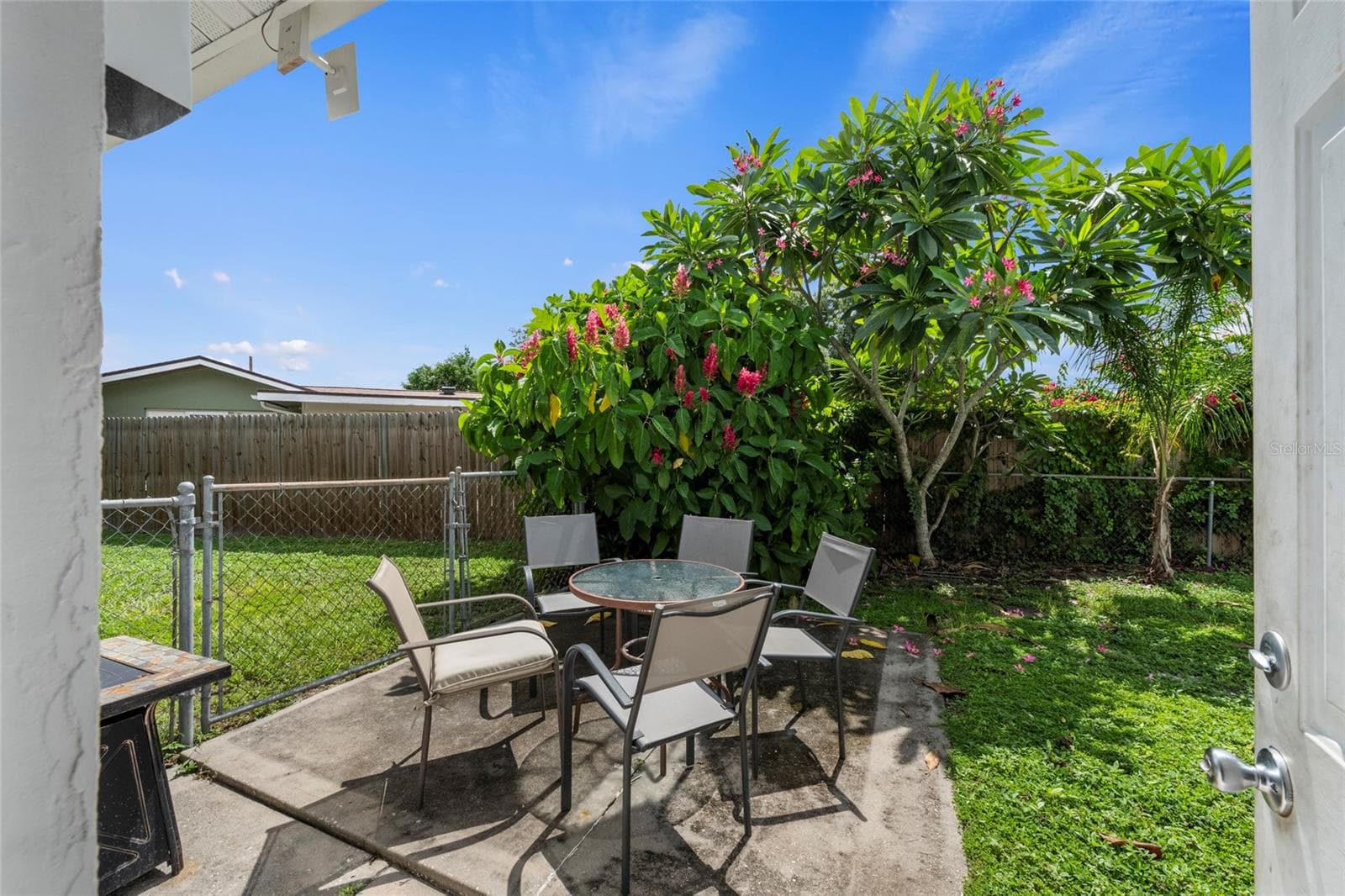 Backyard - 4594 PARNELL DR, SARASOTA
