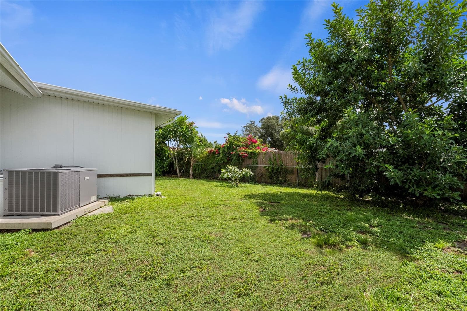 Back Exterior - 4594 PARNELL DR, SARASOTA