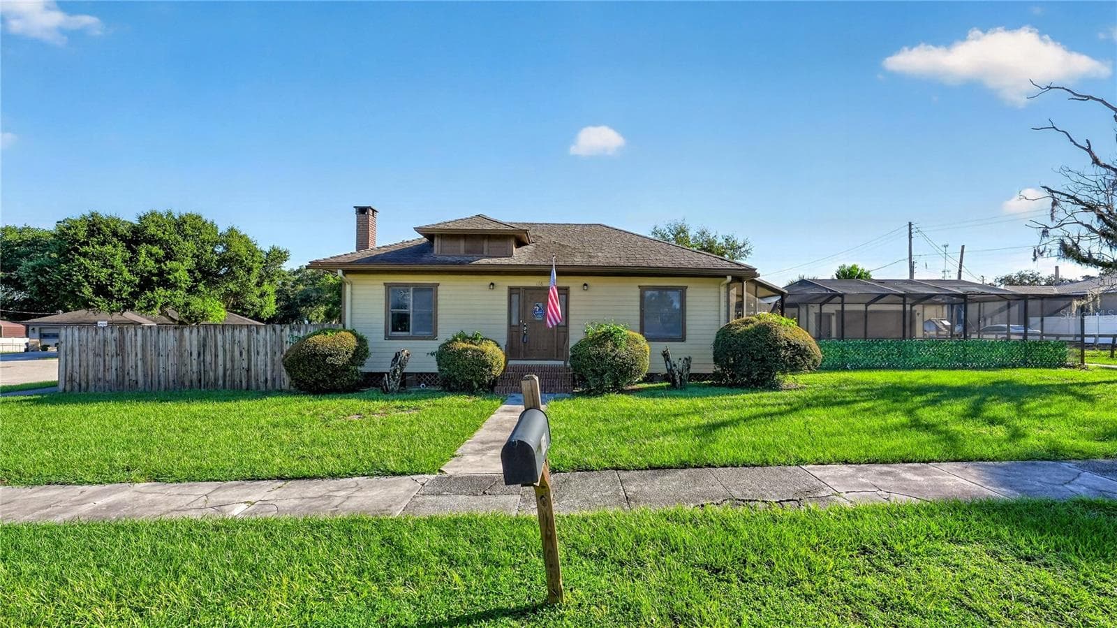 Front View - 116 W ARBORVITAE LN, POLK CITY