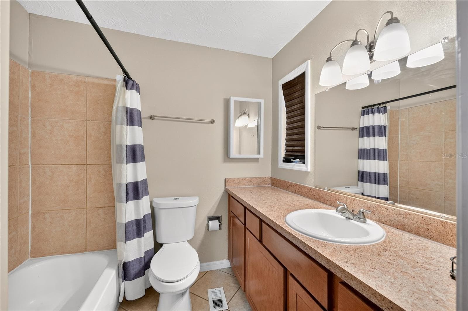 Primary Bathroom - 116 W ARBORVITAE LN, POLK CITY