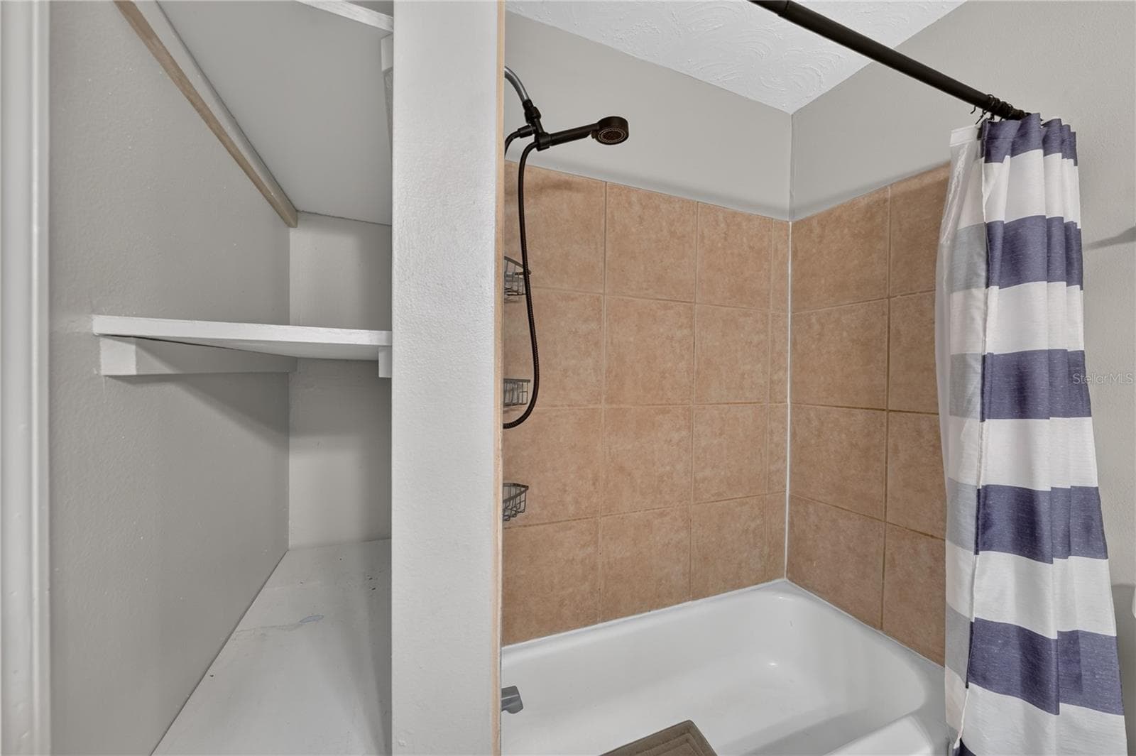 Primary Bathroom - 116 W ARBORVITAE LN, POLK CITY