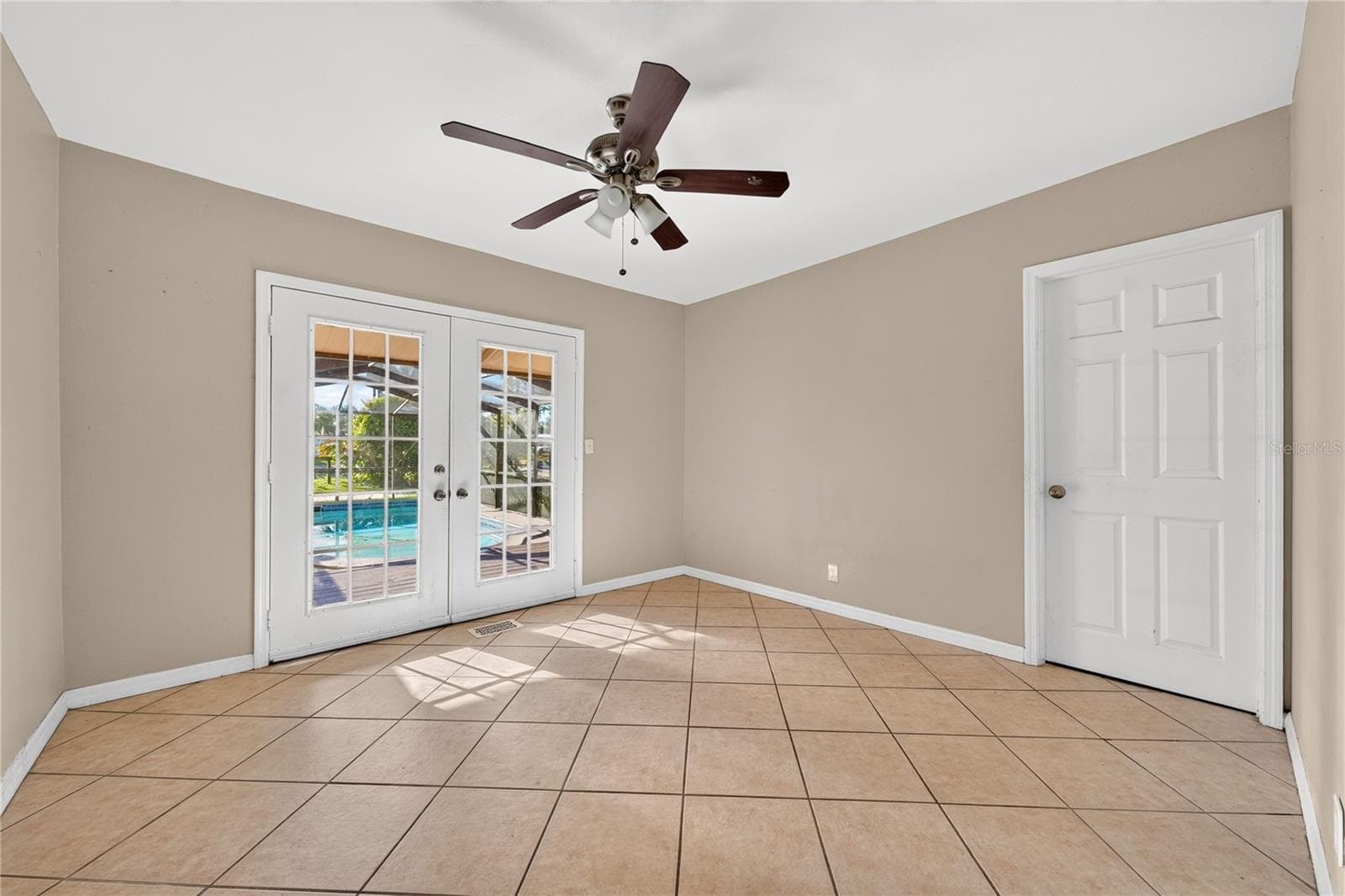 Family Room - 116 W ARBORVITAE LN, POLK CITY