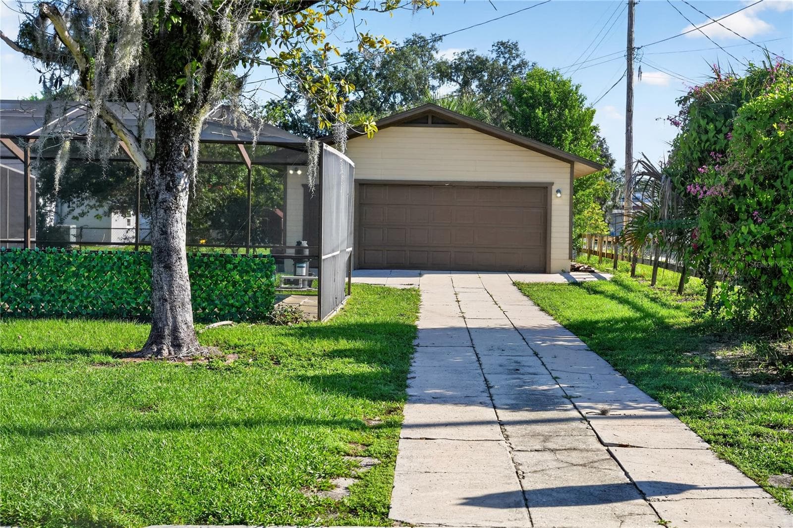 Garage - 116 W ARBORVITAE LN, POLK CITY
