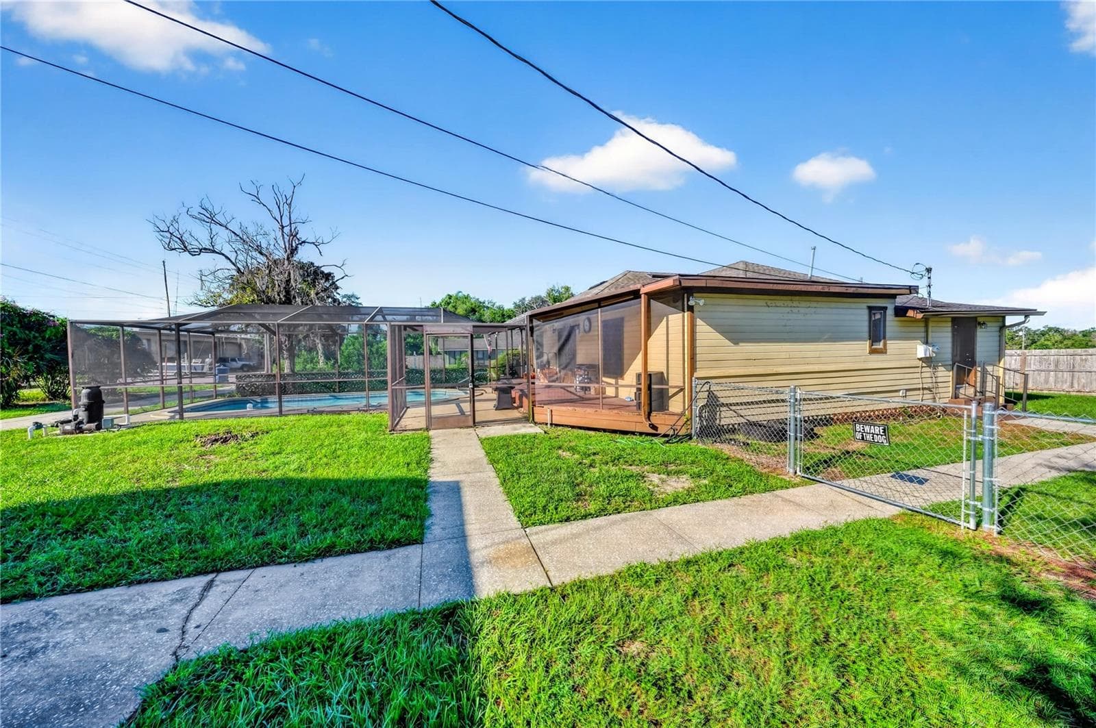 Side Yard - 116 W ARBORVITAE LN, POLK CITY