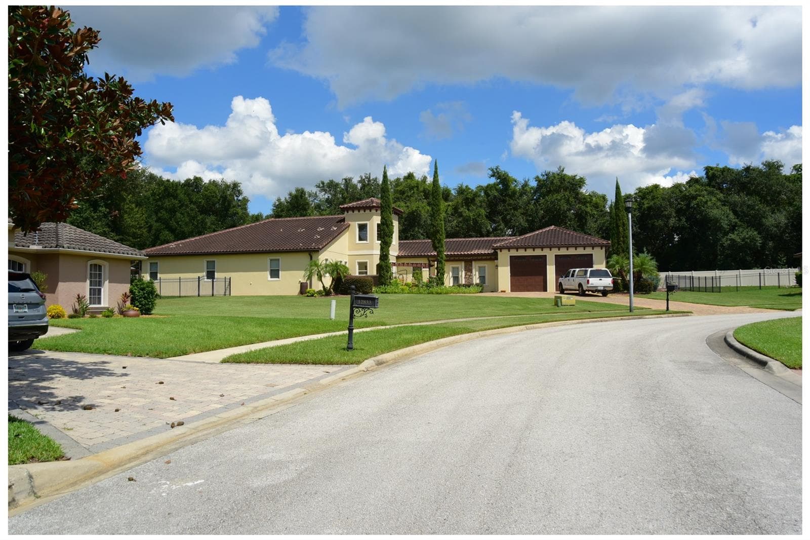 Inside neioghborhood - 12914 BRUNELLO CIR, CLERMONT