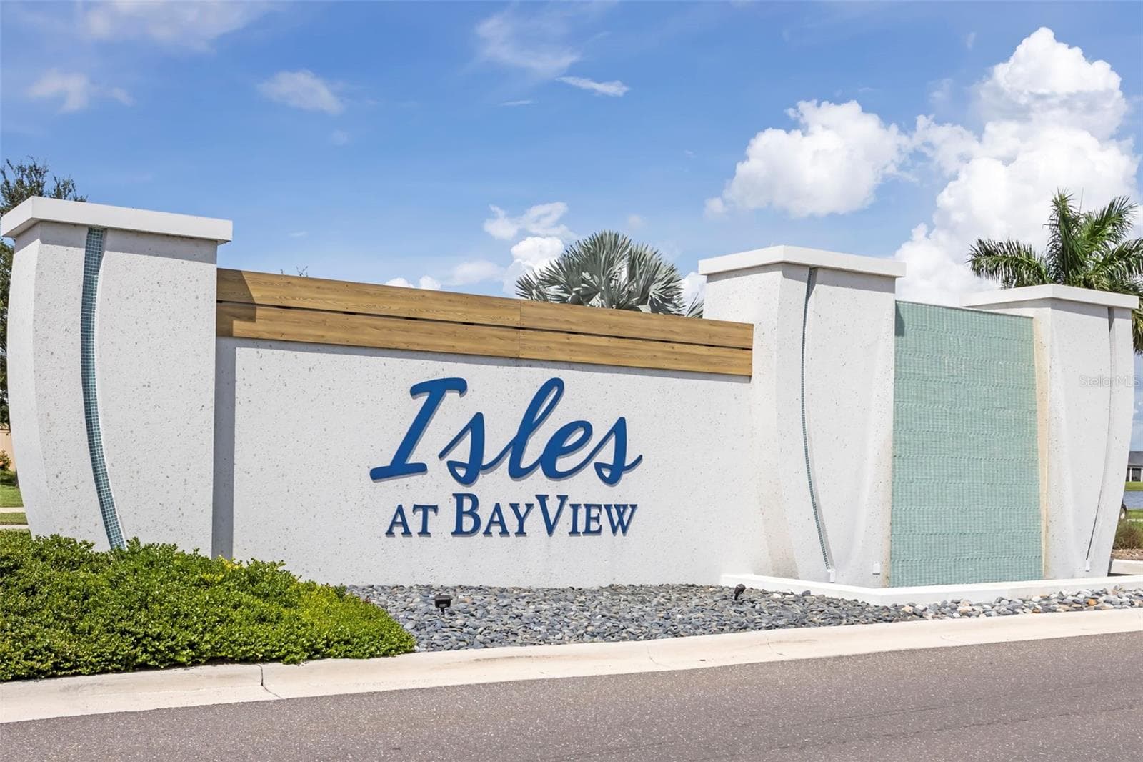 Community Entrance - 8522 ABALONE LOOP, PARRISH