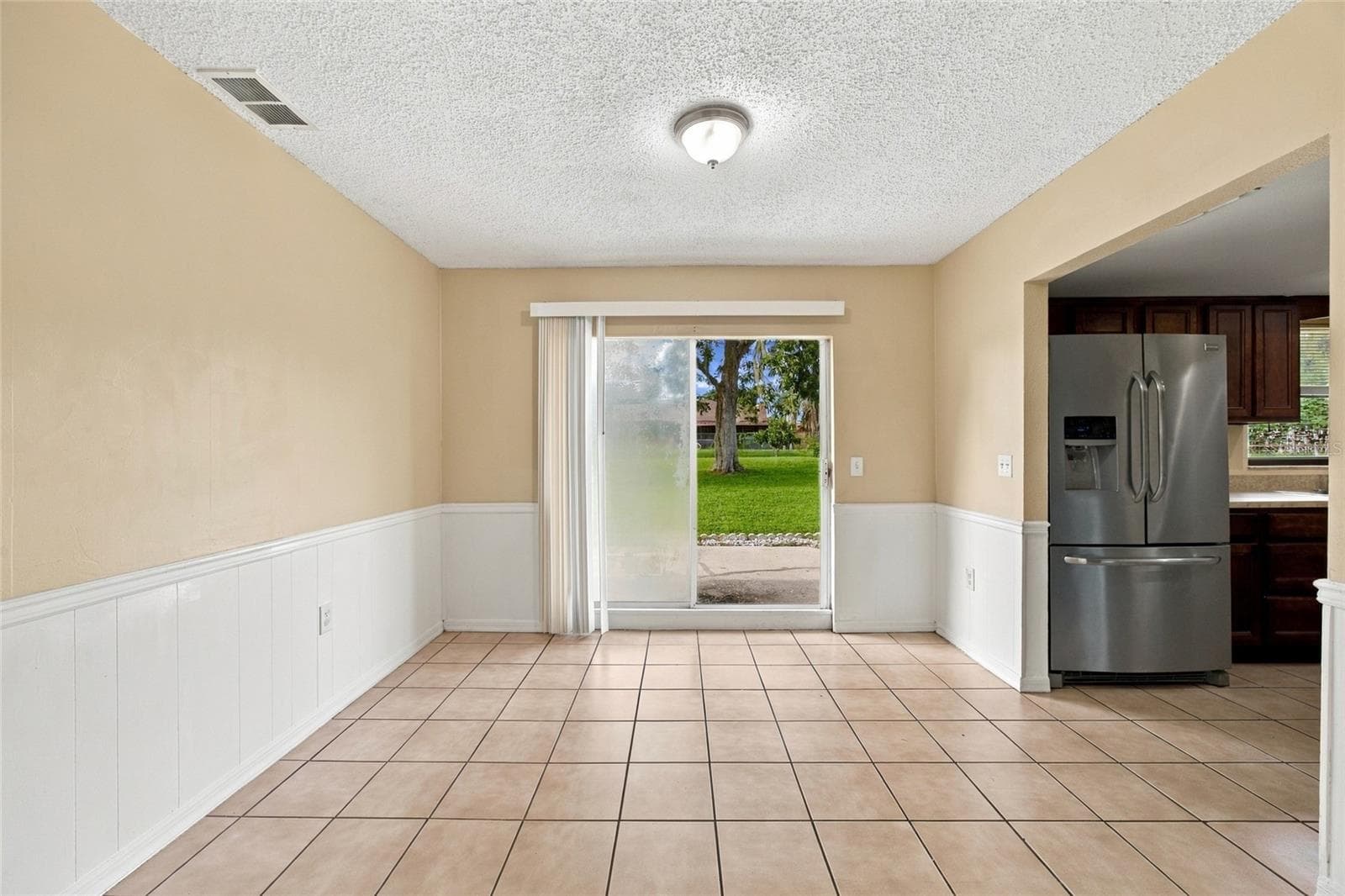 Dining area - 7021 SHEFFIELD DR, LAKELAND
