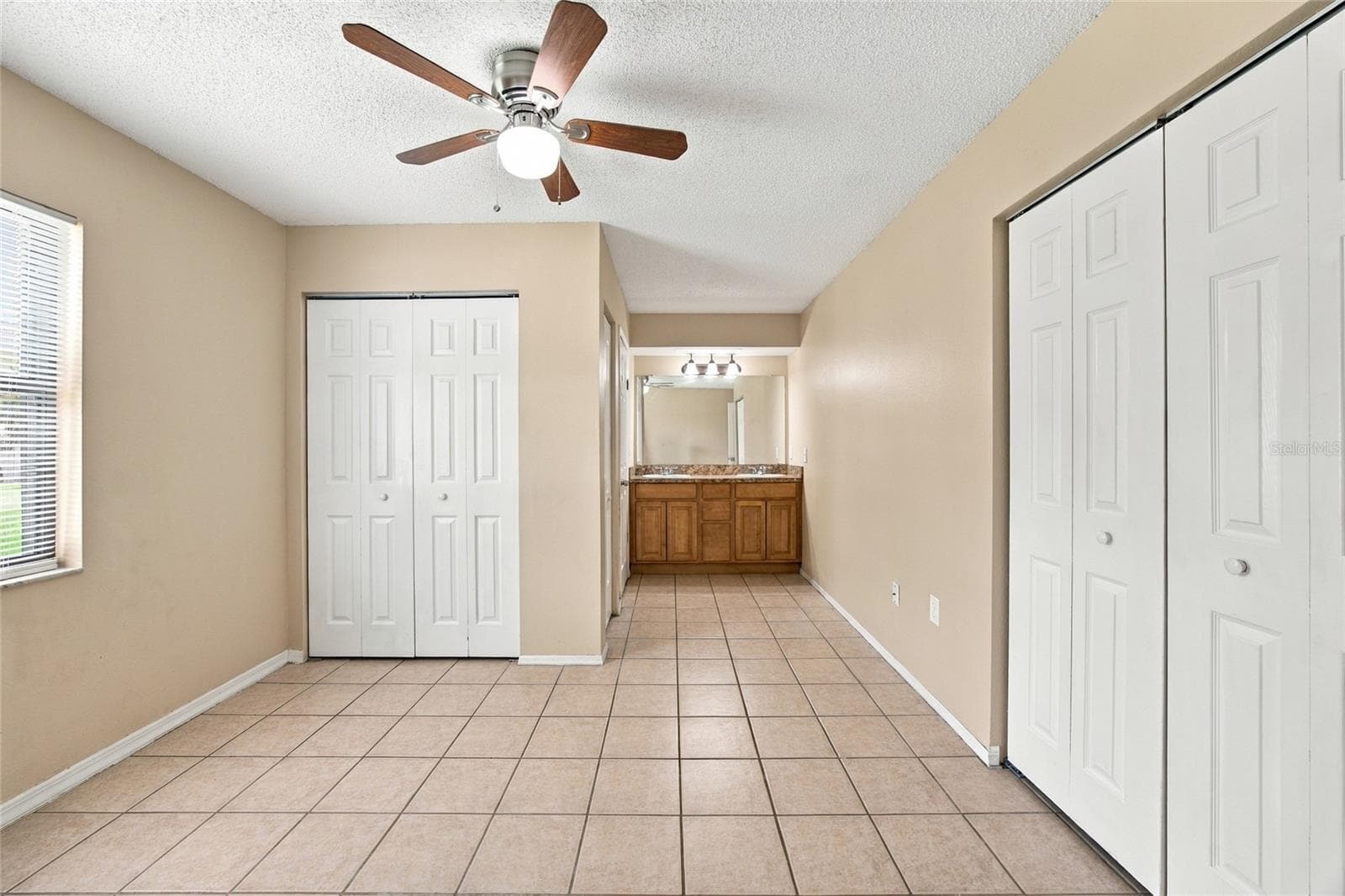 Master bedroom - 7021 SHEFFIELD DR, LAKELAND