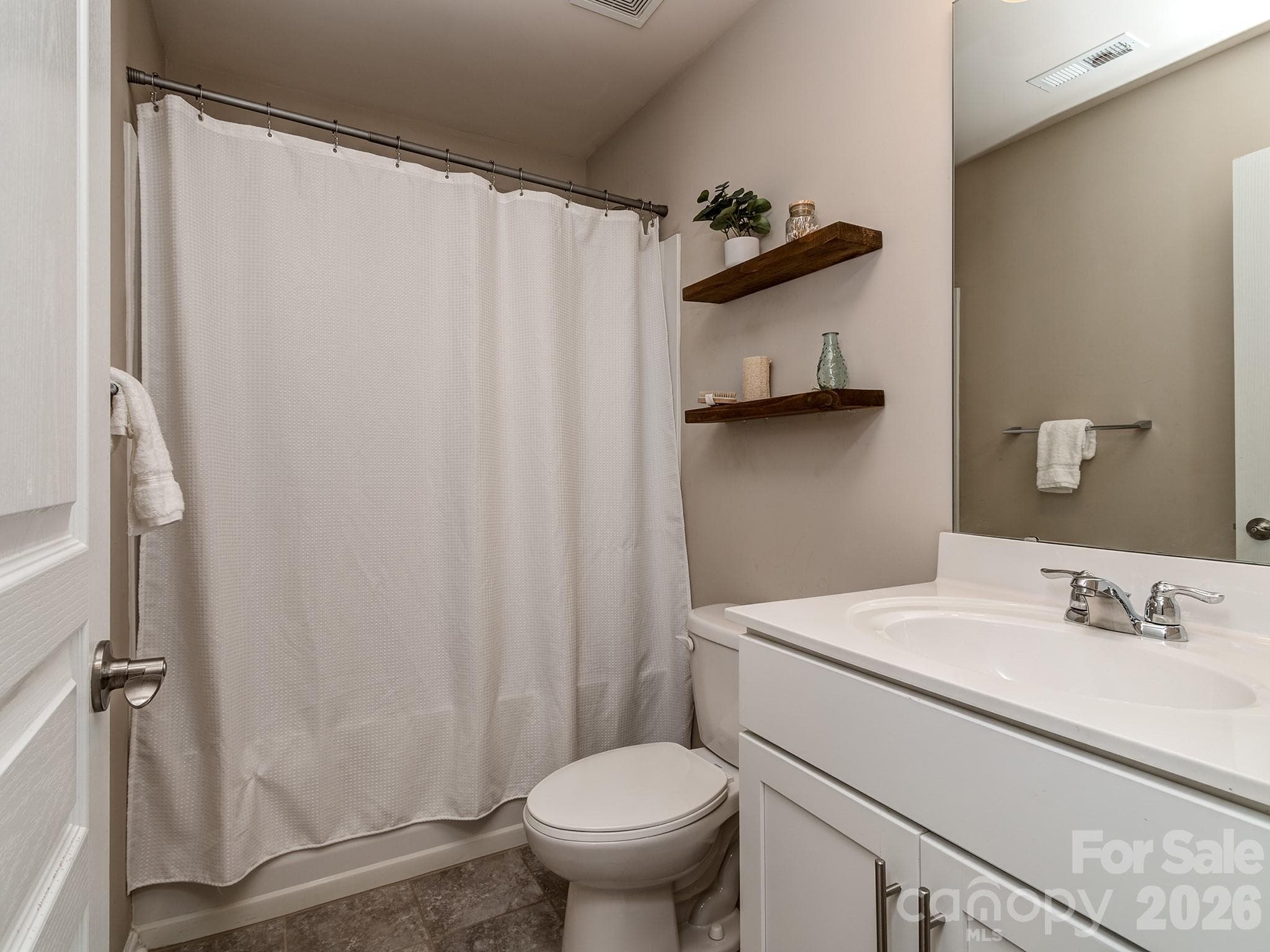 Second floor full bath - 3831 Park South Station Boulevard, Charlotte