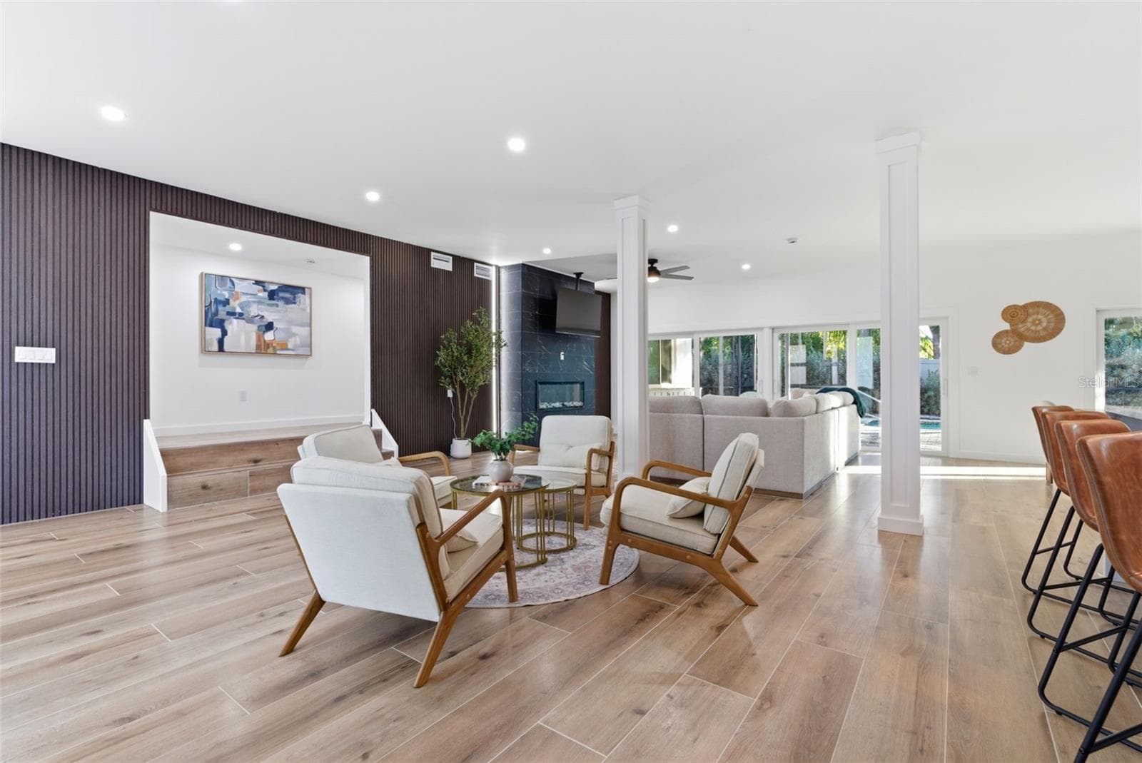 Single Family Residence at 4879 COMMONWEALTH DR, SARASOTA, photo 6 of 39
