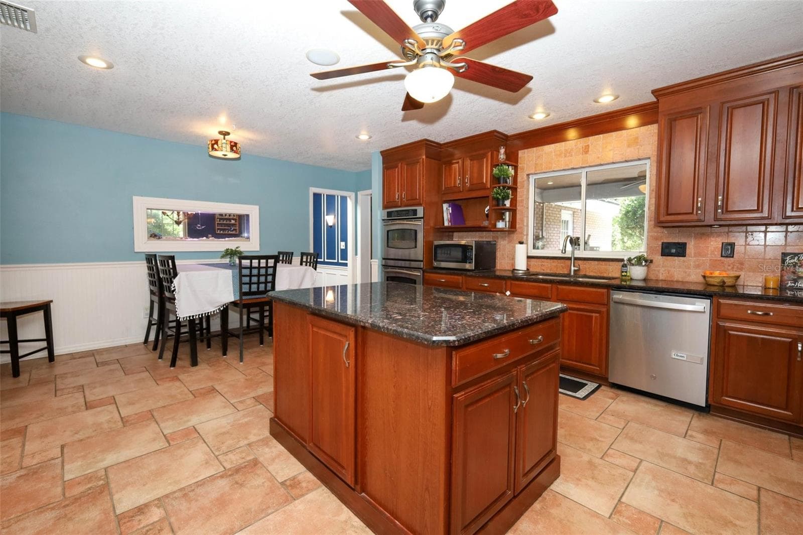 Single Family Residence at 1550 WARWICK PL, LONGWOOD, photo 16 of 74