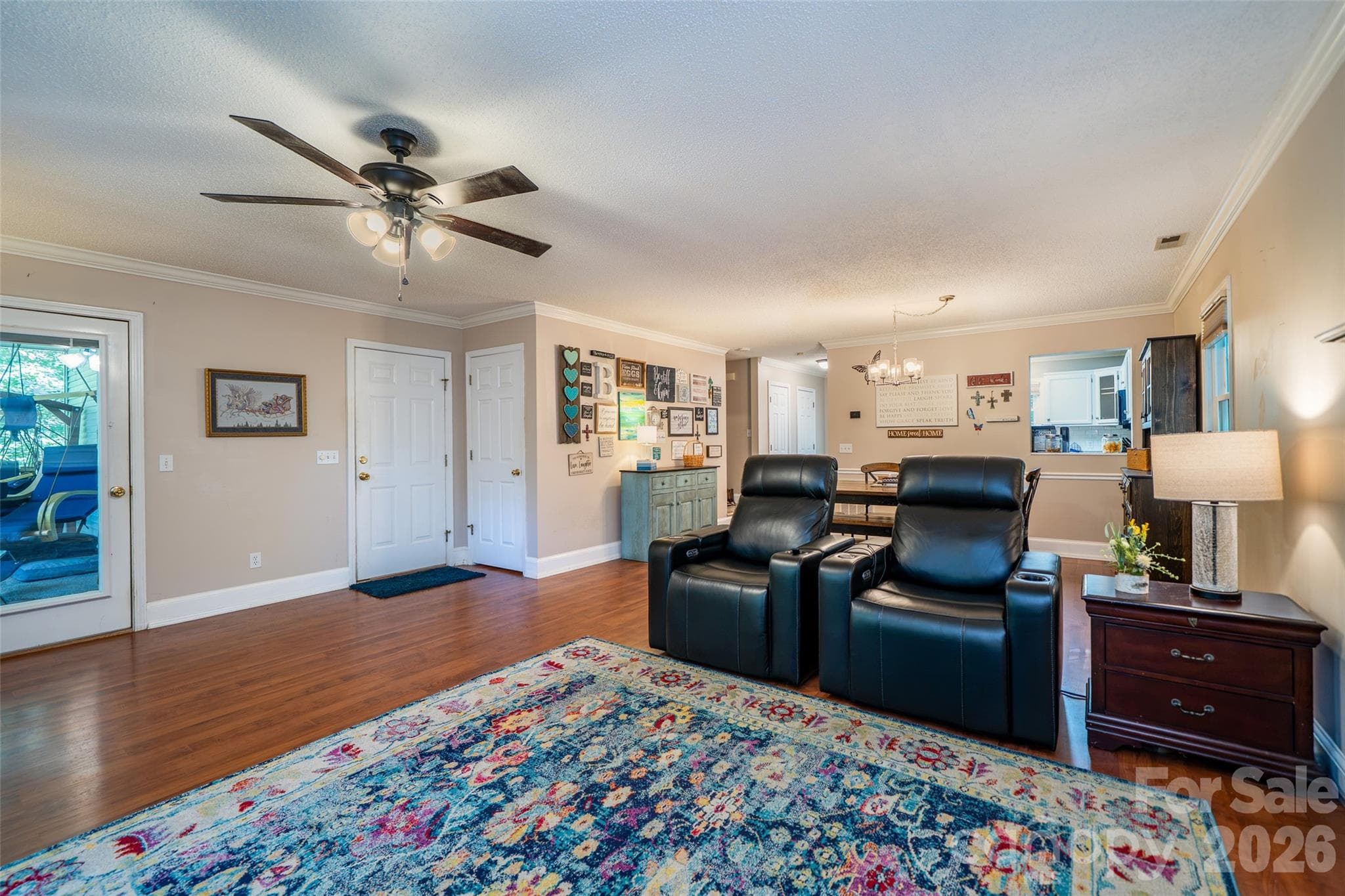 Large open space living room - 18 Friendly Way, Asheville