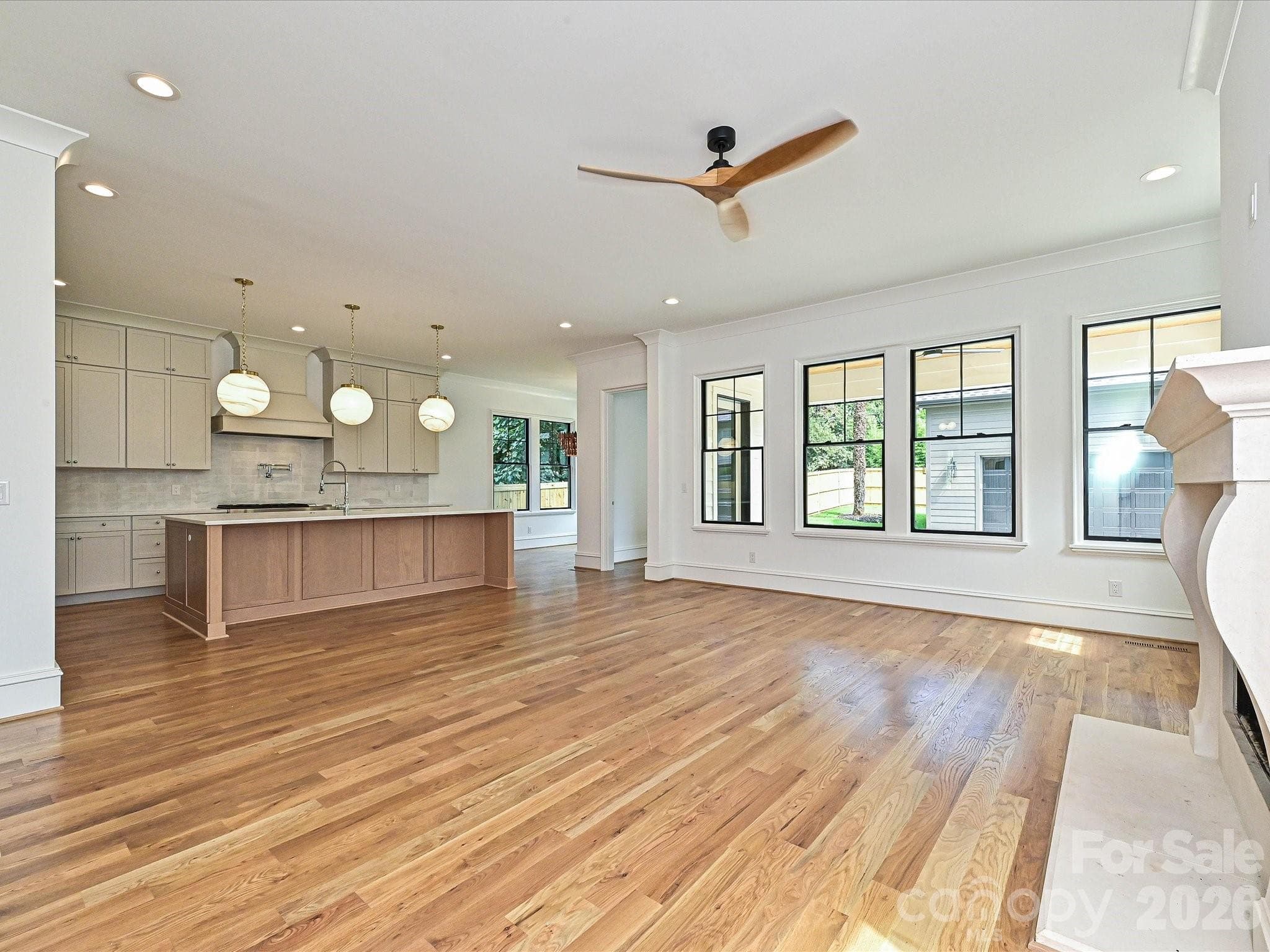 Single Family Residence at 2205 Shenandoah Avenue, Charlotte, photo 15 of 45