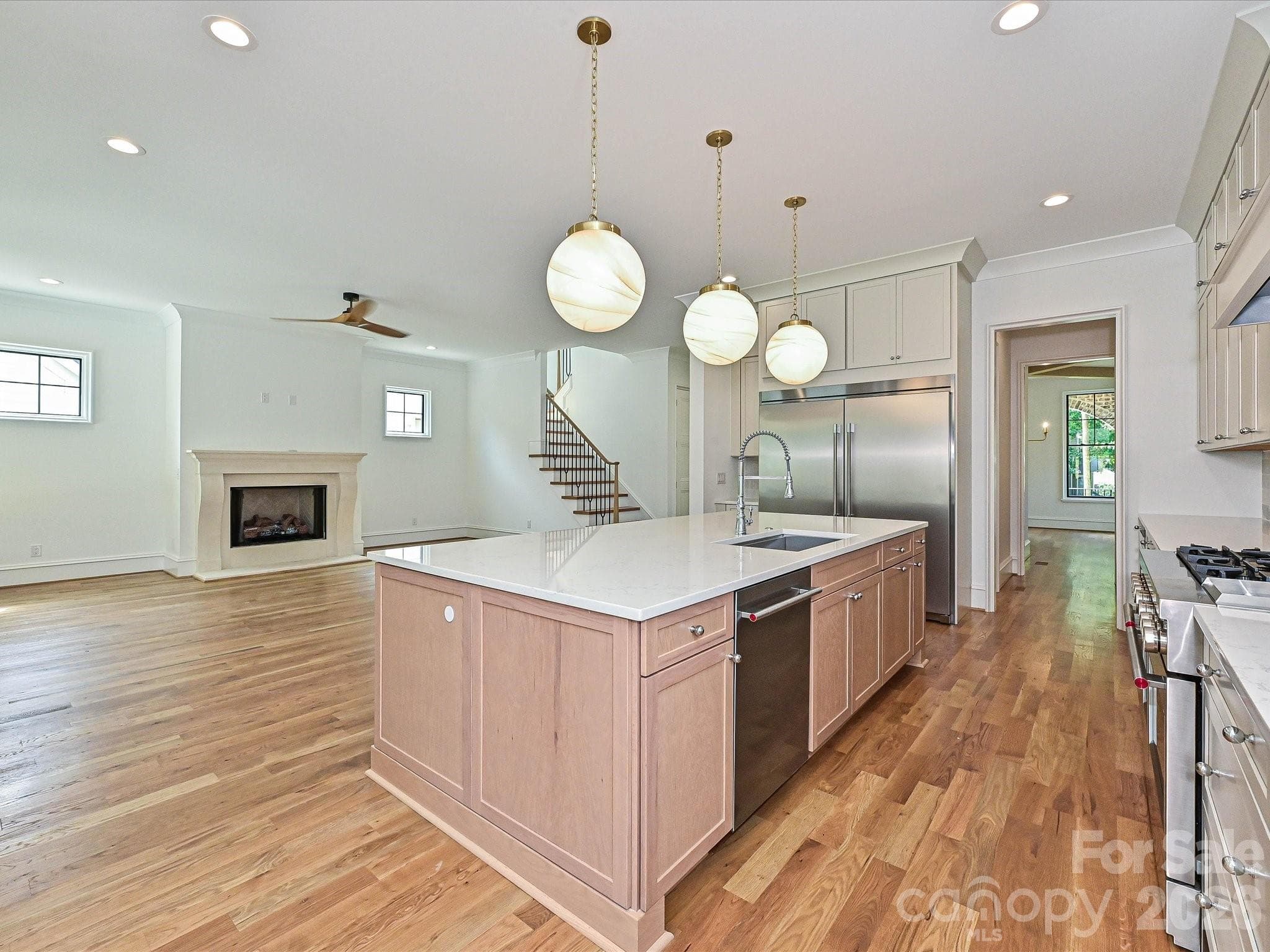 Single Family Residence at 2205 Shenandoah Avenue, Charlotte, photo 20 of 45
