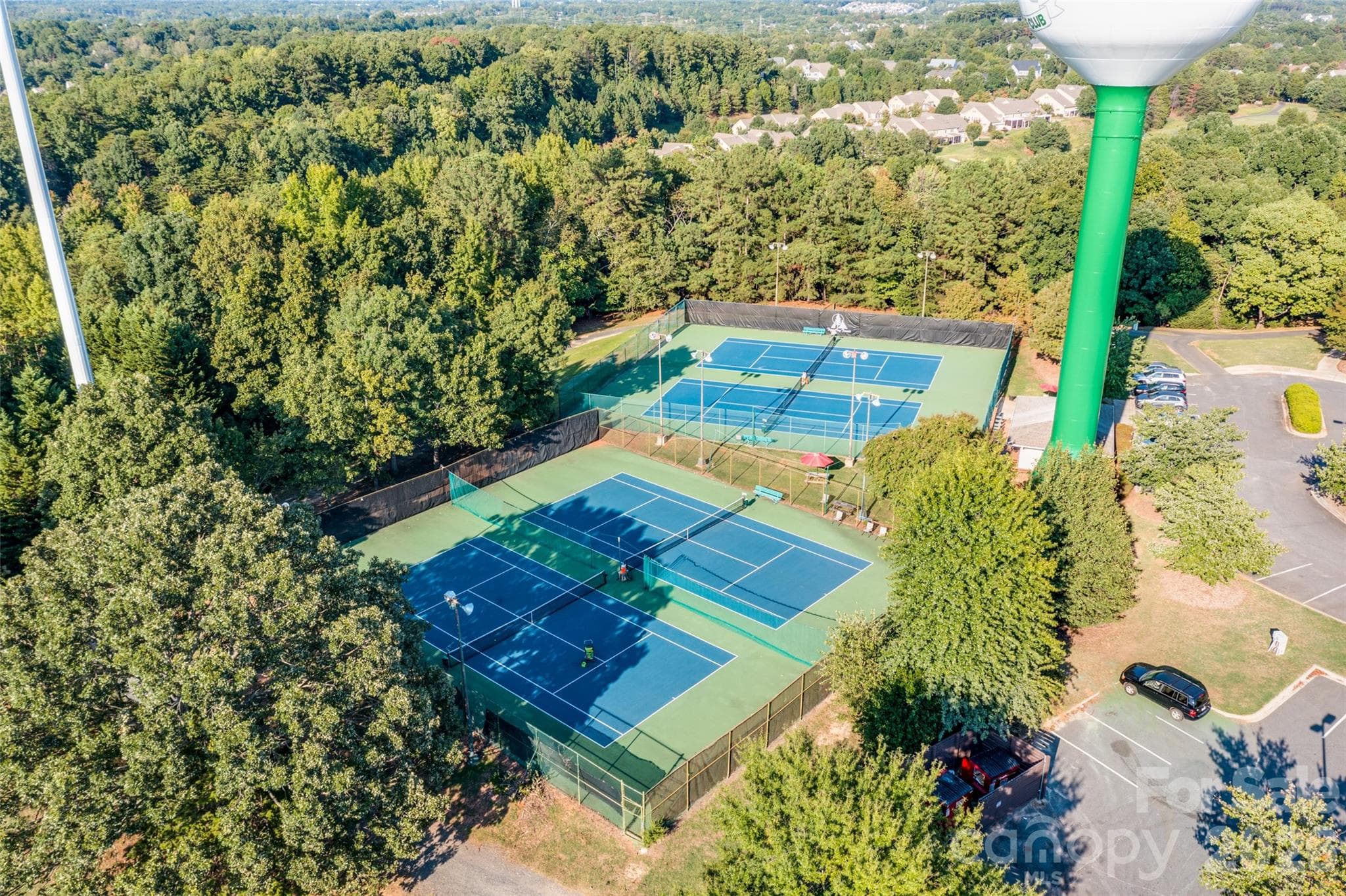 Stay active and have some fun in the community with fantastic sport courts, including pickleball and tennis! - 3022 Point Clear Drive, Tega Cay