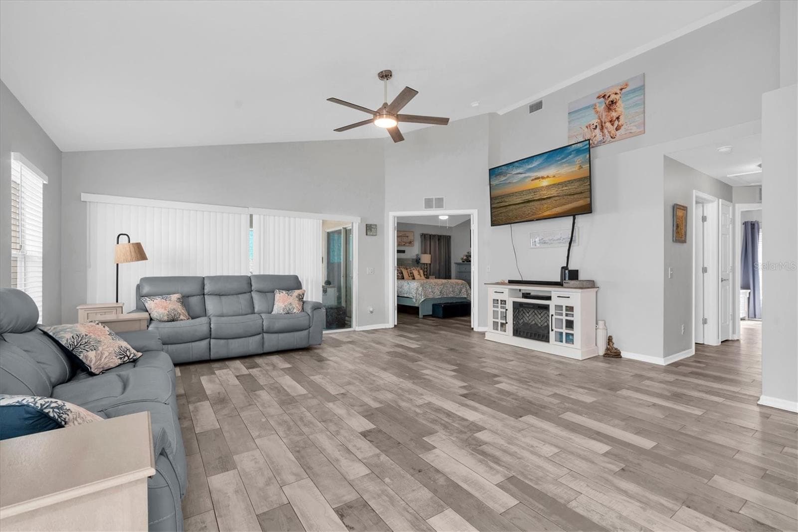 Single Family Residence at 9535 PATRICIAN DR, NEW PORT RICHEY, photo 11 of 39