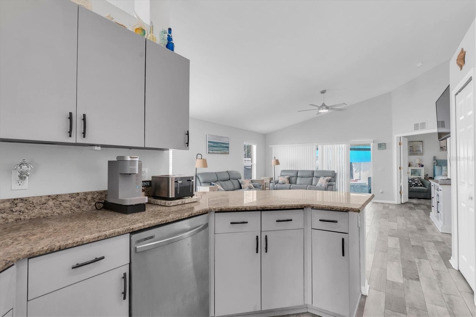 Single Family Residence at 9535 PATRICIAN DR, NEW PORT RICHEY, photo 13 of 39