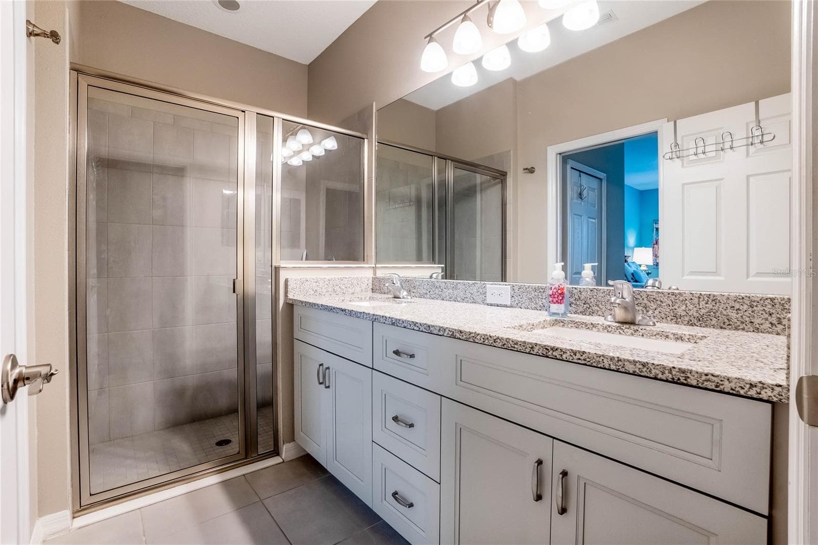 Master Bathroom, dual sinks, ceramic tile shower - 4400 BEDFORD WAY, LEESBURG