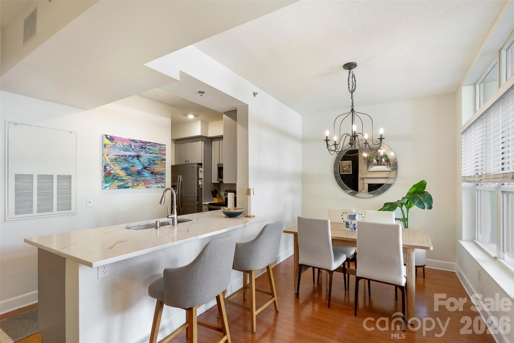 Condominium at 1320 Fillmore Avenue, Charlotte, photo 8 of 32