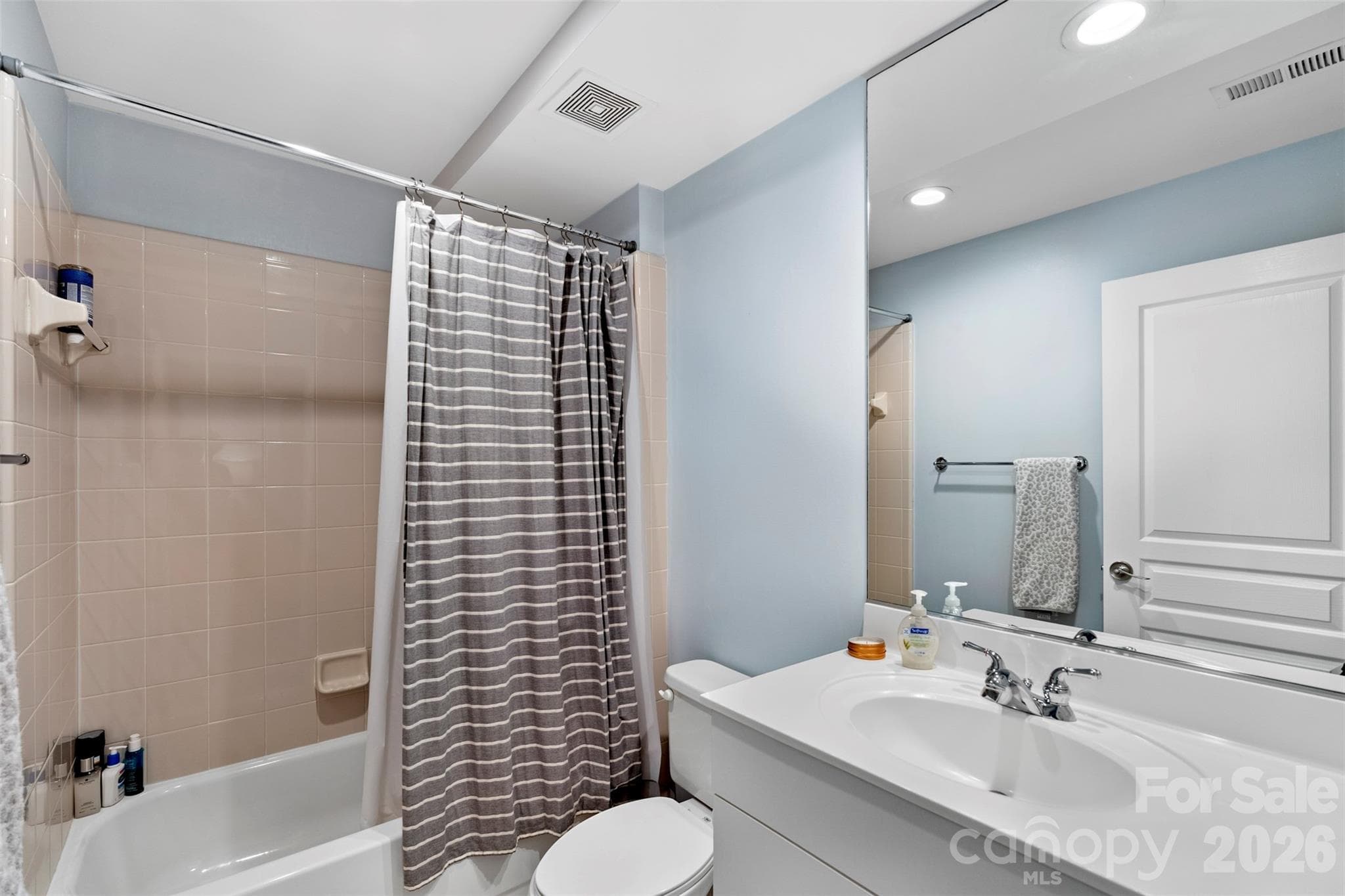 Condominium at 1320 Fillmore Avenue, Charlotte, photo 21 of 32