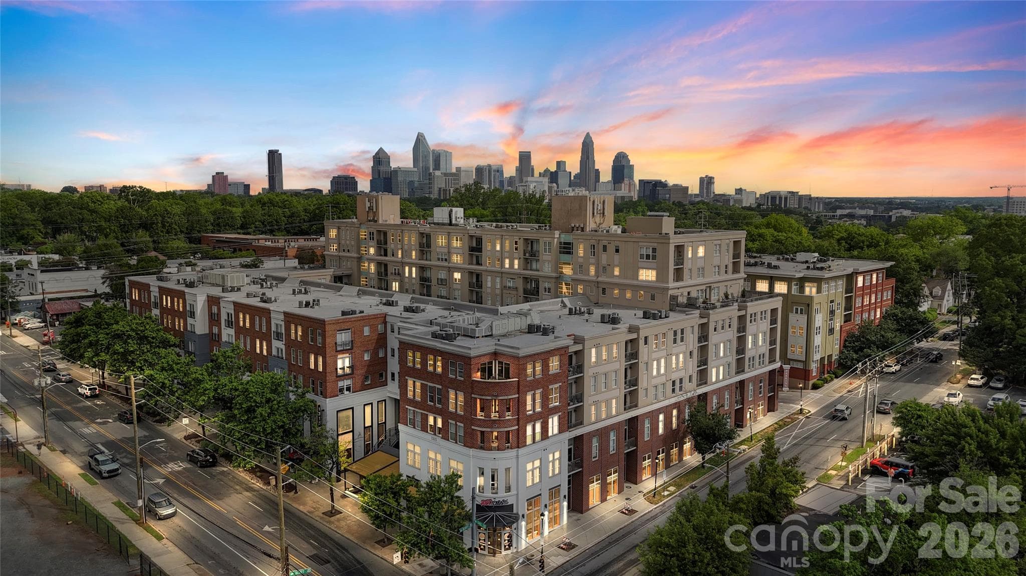 Condominium at 1320 Fillmore Avenue, Charlotte, photo 27 of 32