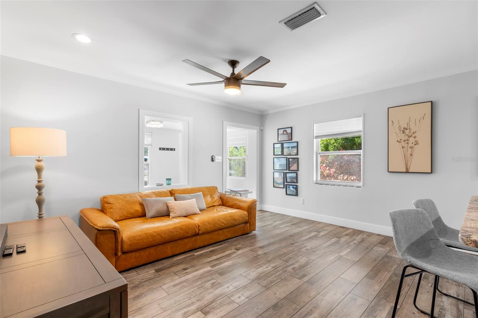 Large Living Area - 3501 BOCA CIEGA DR N, ST PETERSBURG