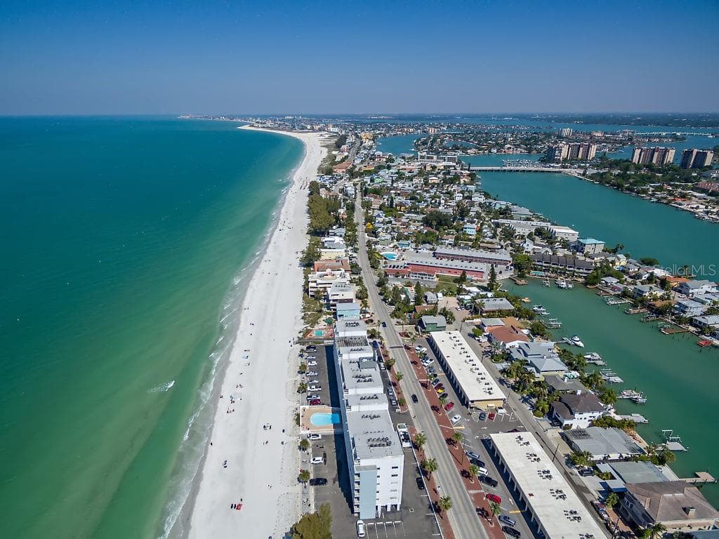 Miles of Sandy Beaches - 3501 BOCA CIEGA DR N, ST PETERSBURG