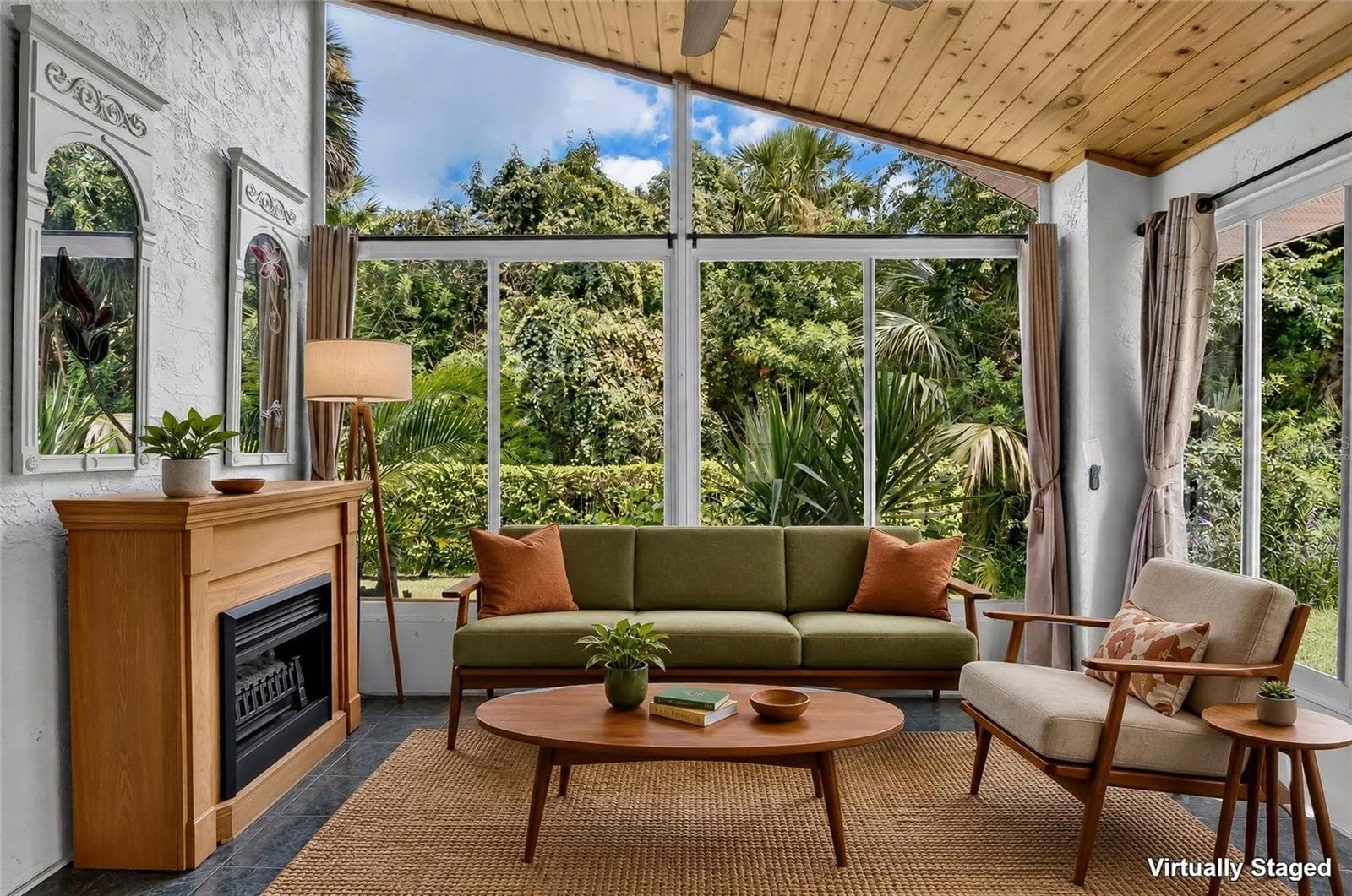 Virtually staged. - 4597 BARNACLE DR, PORT ORANGE