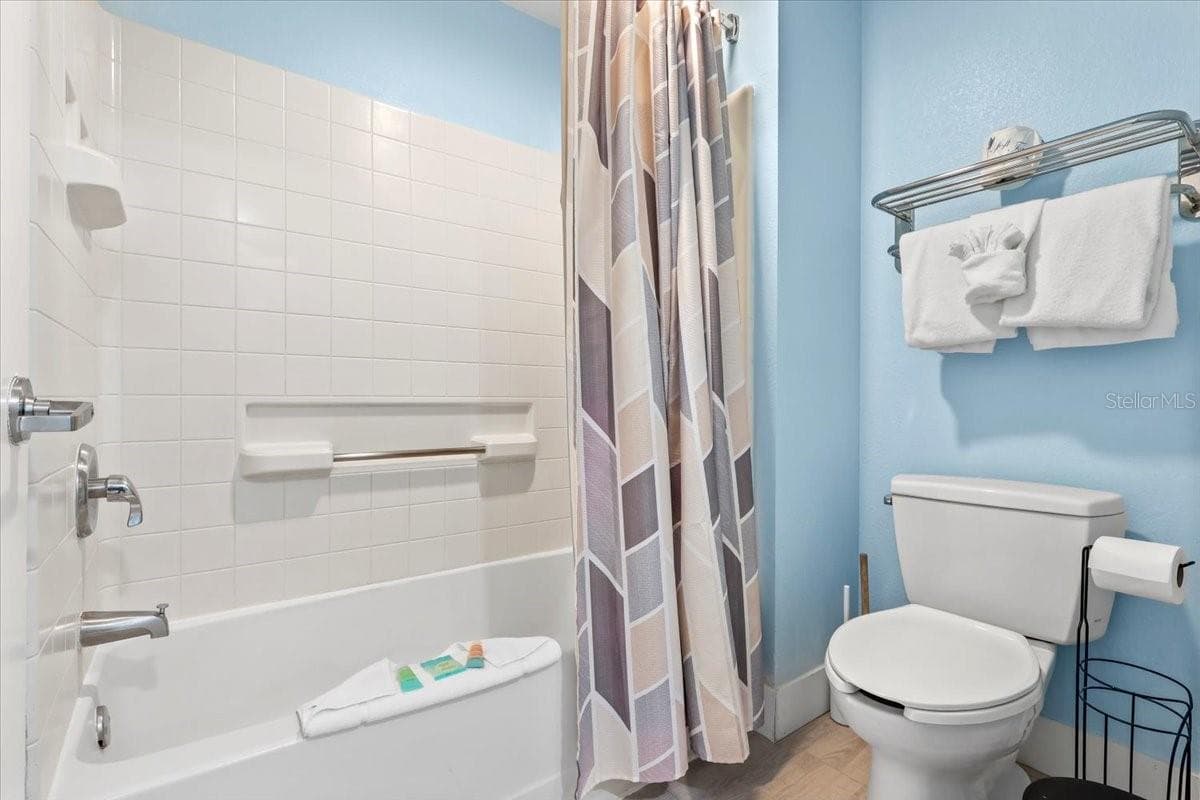 Condo - Hotel at 7601 CANADA AVE #611, ORLANDO, photo 22 of 27