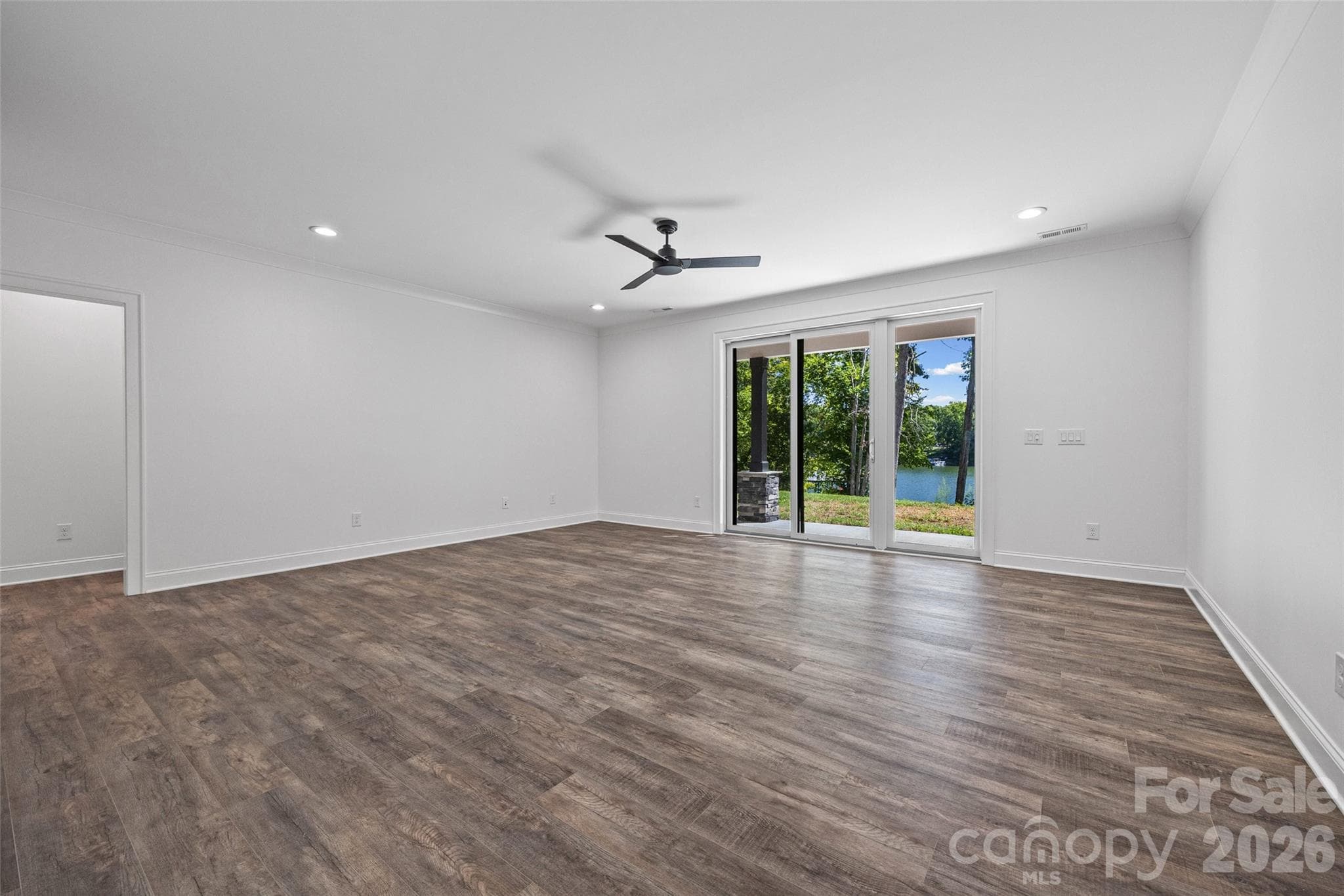 Single Family Residence at 5049 Titanic Road, Rock Hill, photo 24 of 32