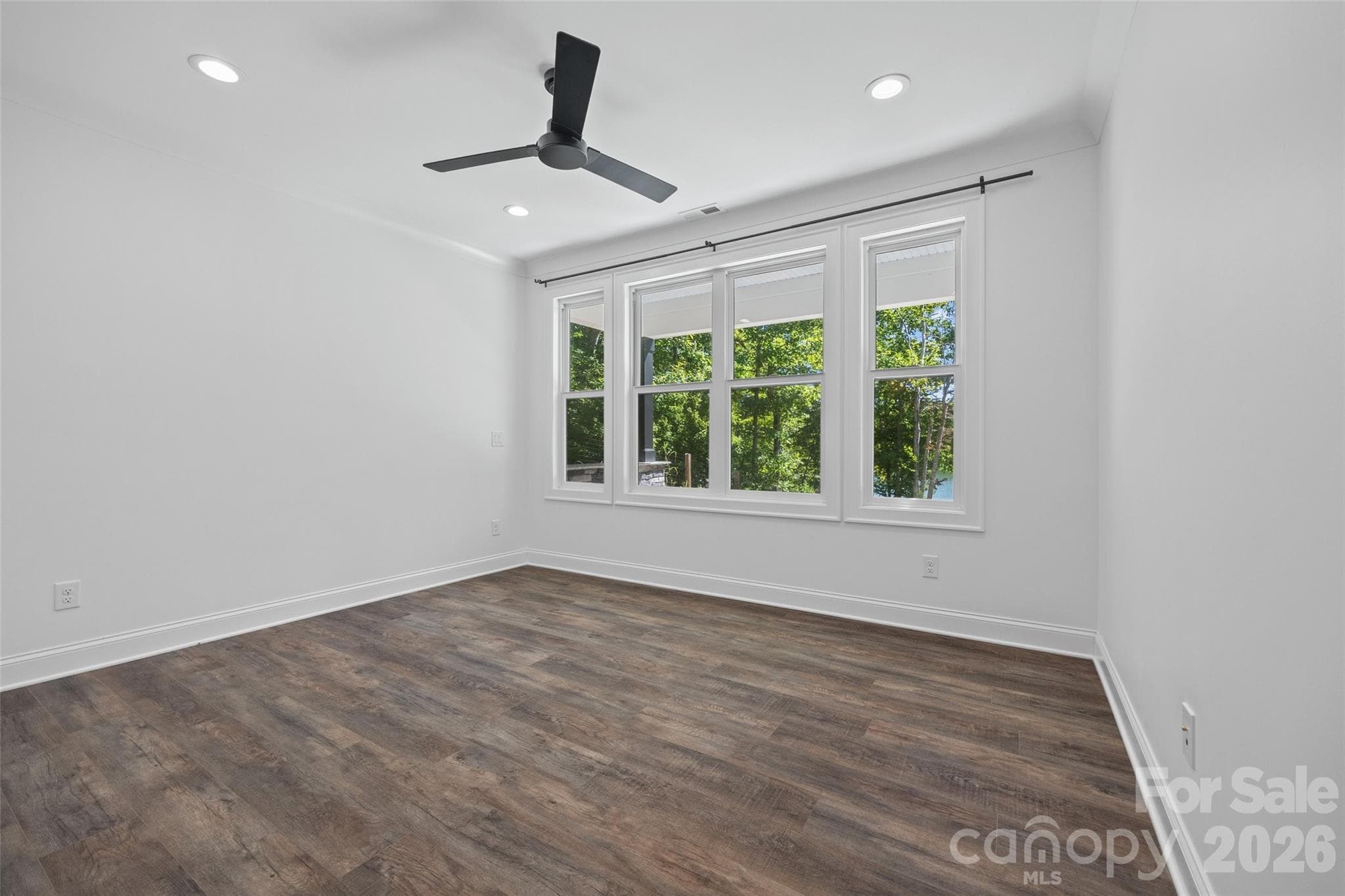 Single Family Residence at 5049 Titanic Road, Rock Hill, photo 25 of 32