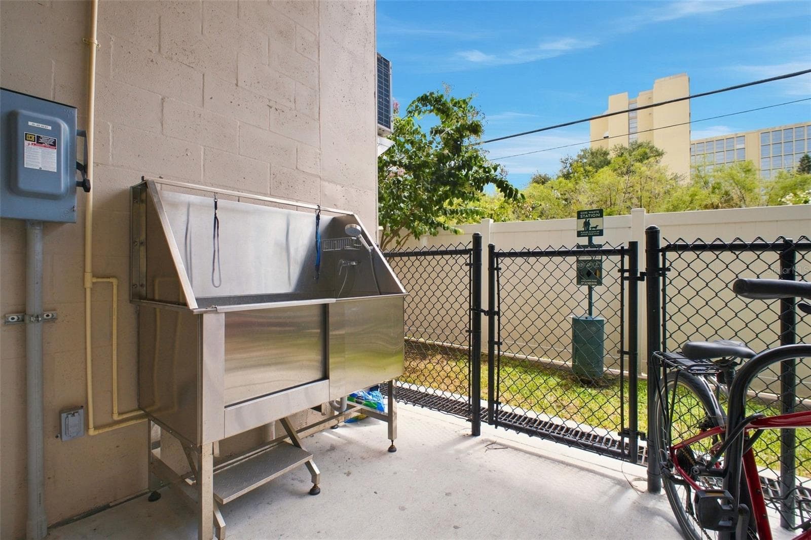 Condominium at 600 3RD AVE S #302, ST PETERSBURG, photo 36 of 52