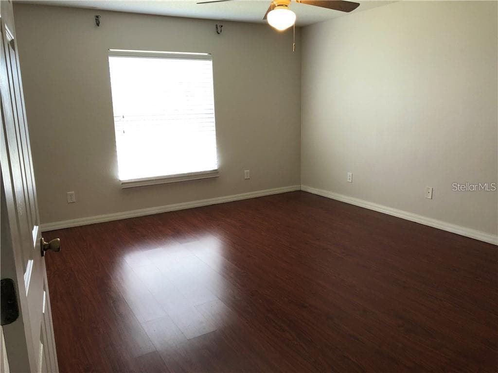 Single Family Residence at 5116 CELLO WOOD LN, WESLEY CHAPEL, photo 11 of 24