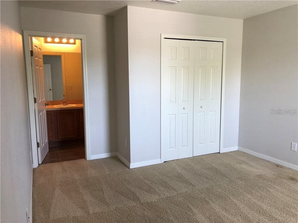 Single Family Residence at 5116 CELLO WOOD LN, WESLEY CHAPEL, photo 16 of 24