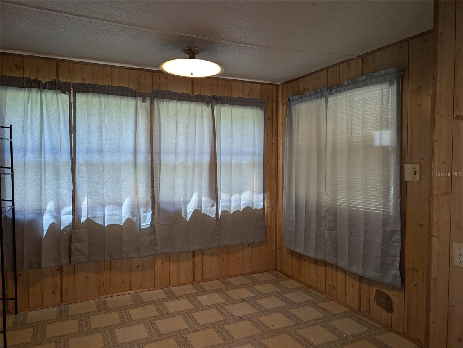 Manufactured Home at 10945 SE 132ND PL, OCKLAWAHA, photo 18 of 40