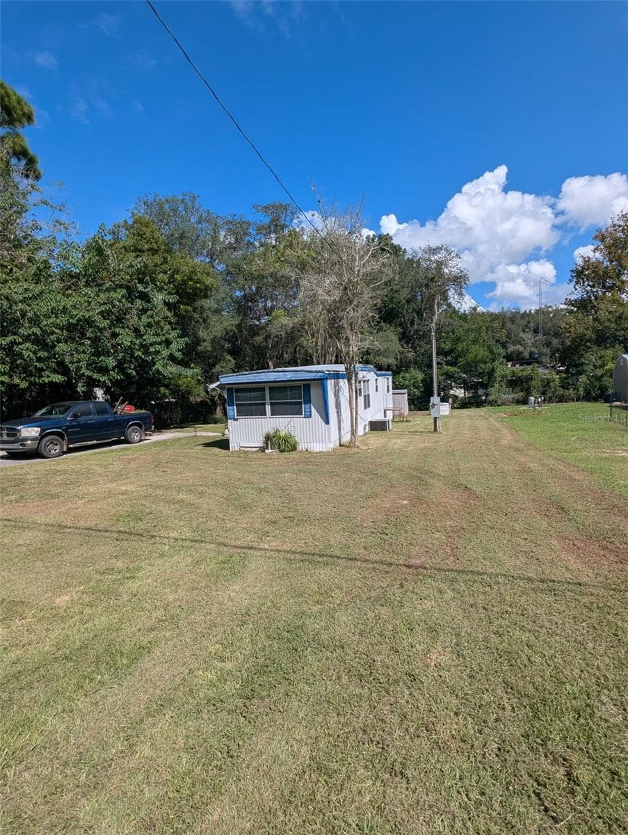 Manufactured Home at 10945 SE 132ND PL, OCKLAWAHA, photo 33 of 40