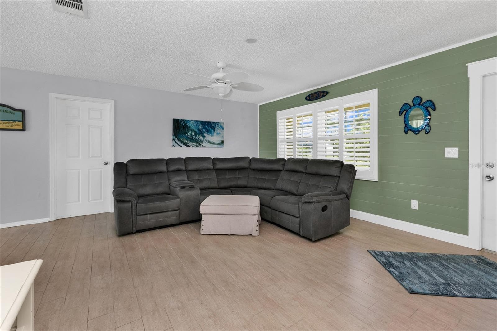 Single Family Residence at 9371 HEARTWELLVILLE AVE, ENGLEWOOD, photo 7 of 38