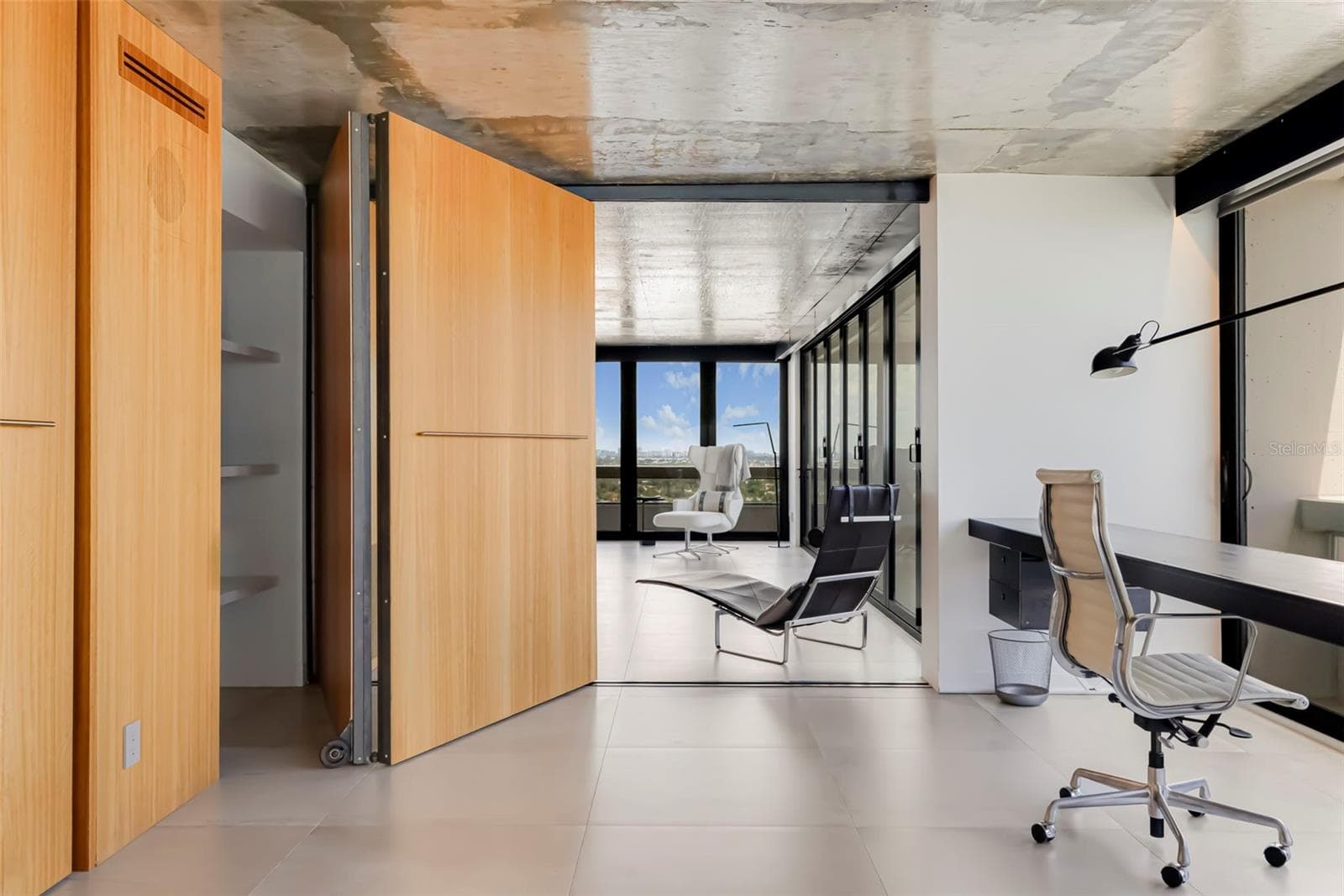 Office with convertible wall - 5400 OCEAN BLVD #15 1-4, SARASOTA