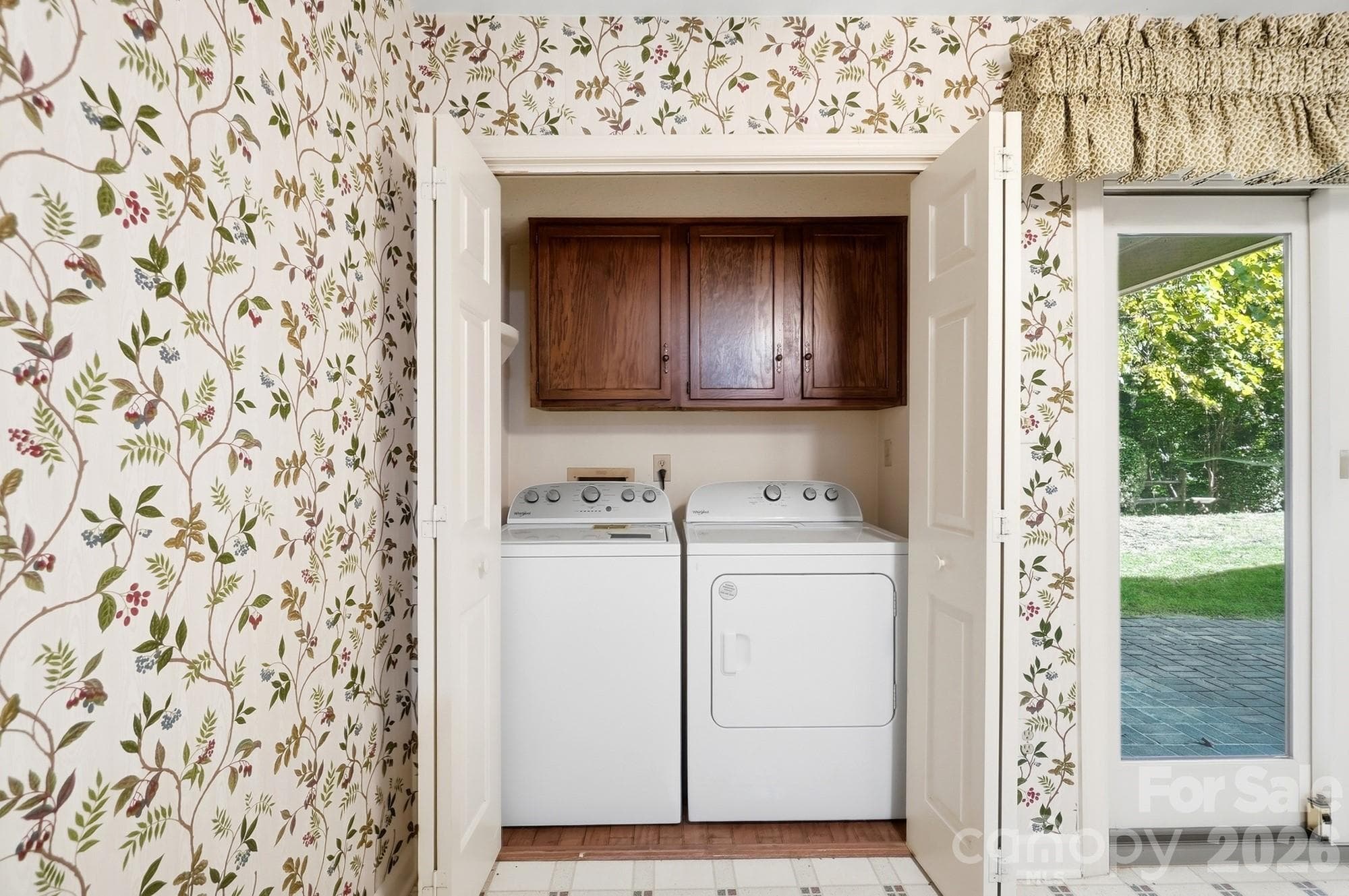 Laundry - 4218 Woodglen Lane, Charlotte