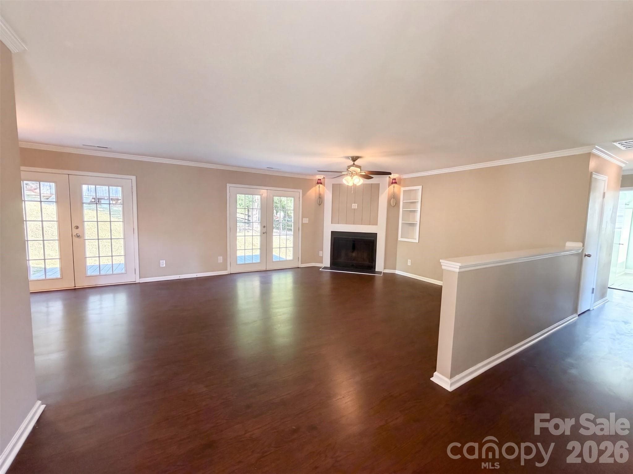 Single Family Residence at 6009 Lanai Lane, Tega Cay, photo 3 of 16