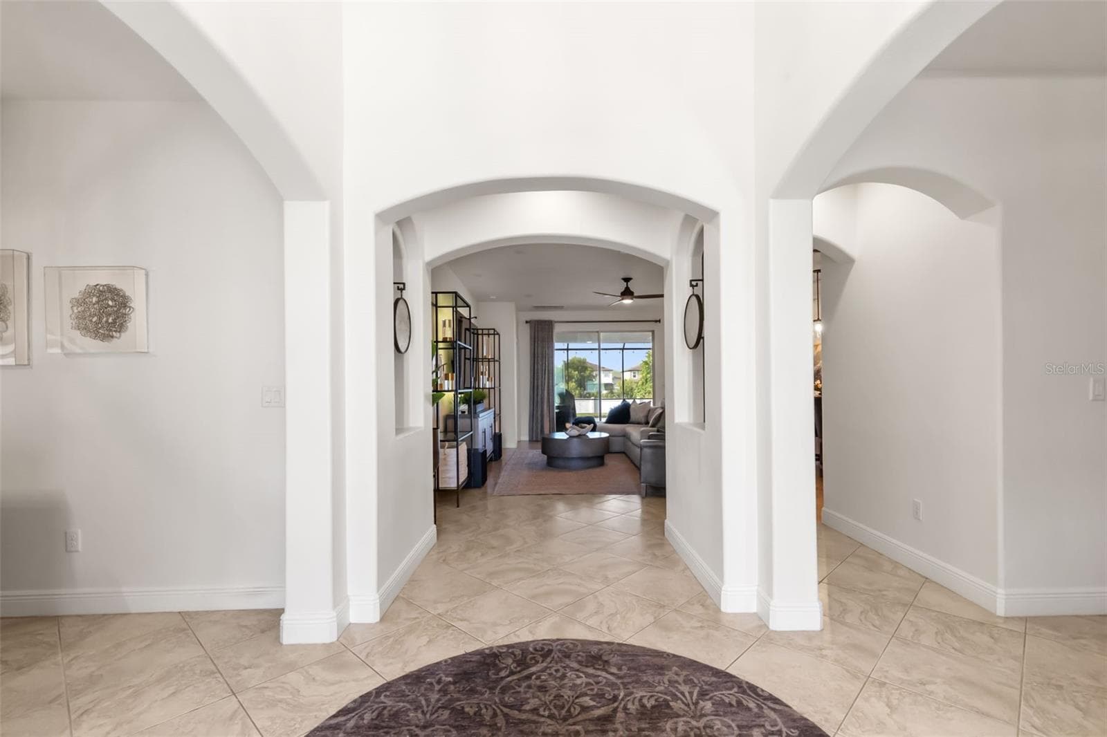 Single Family Residence at 13627 ARTESA BELL DR, RIVERVIEW, photo 4 of 74