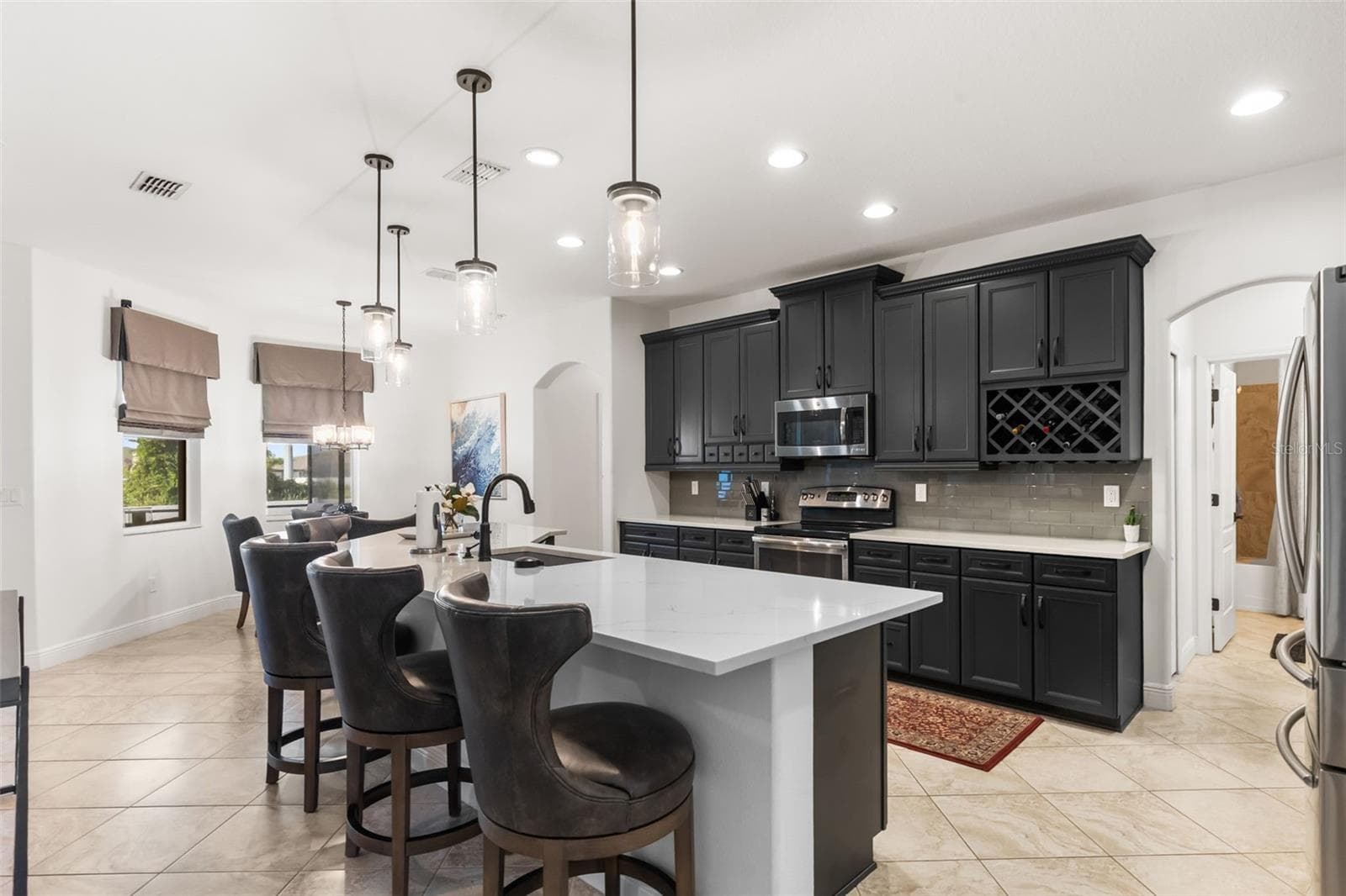 Single Family Residence at 13627 ARTESA BELL DR, RIVERVIEW, photo 12 of 74