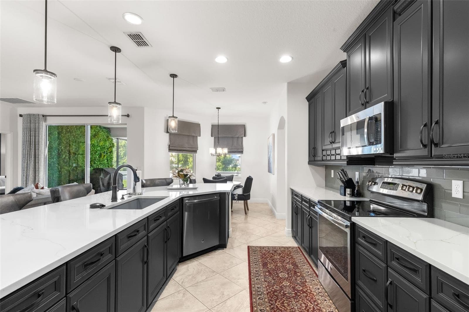 Single Family Residence at 13627 ARTESA BELL DR, RIVERVIEW, photo 28 of 74