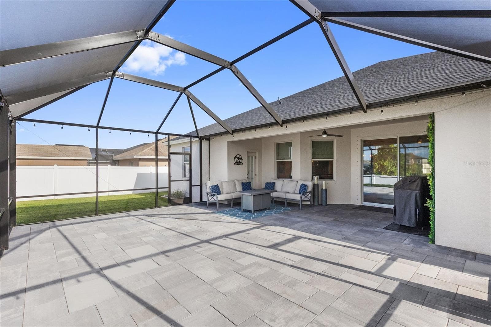 Single Family Residence at 13627 ARTESA BELL DR, RIVERVIEW, photo 52 of 74