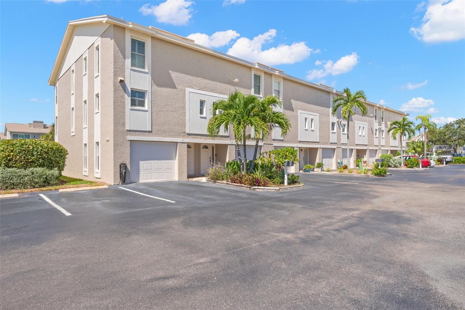 255 CAPRI CIR N #30