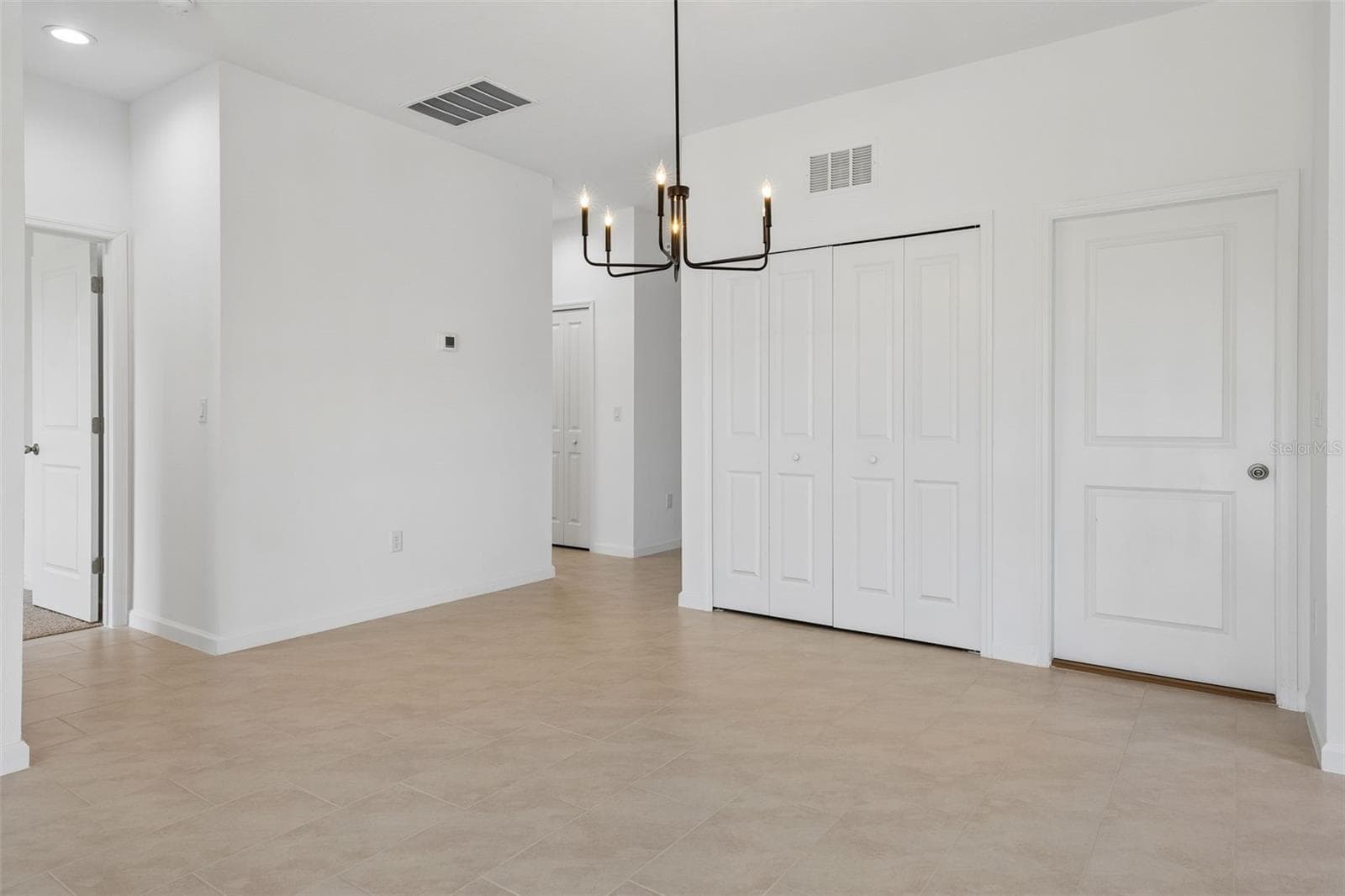 Single Family Residence at 3776 WATERCLIFF CIR, GRAND ISLAND, photo 7 of 22