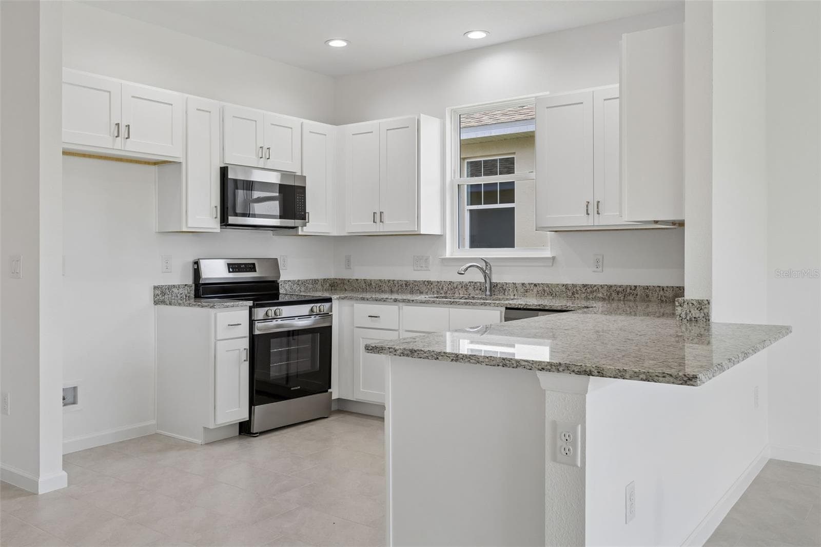 Single Family Residence at 3776 WATERCLIFF CIR, GRAND ISLAND, photo 10 of 22
