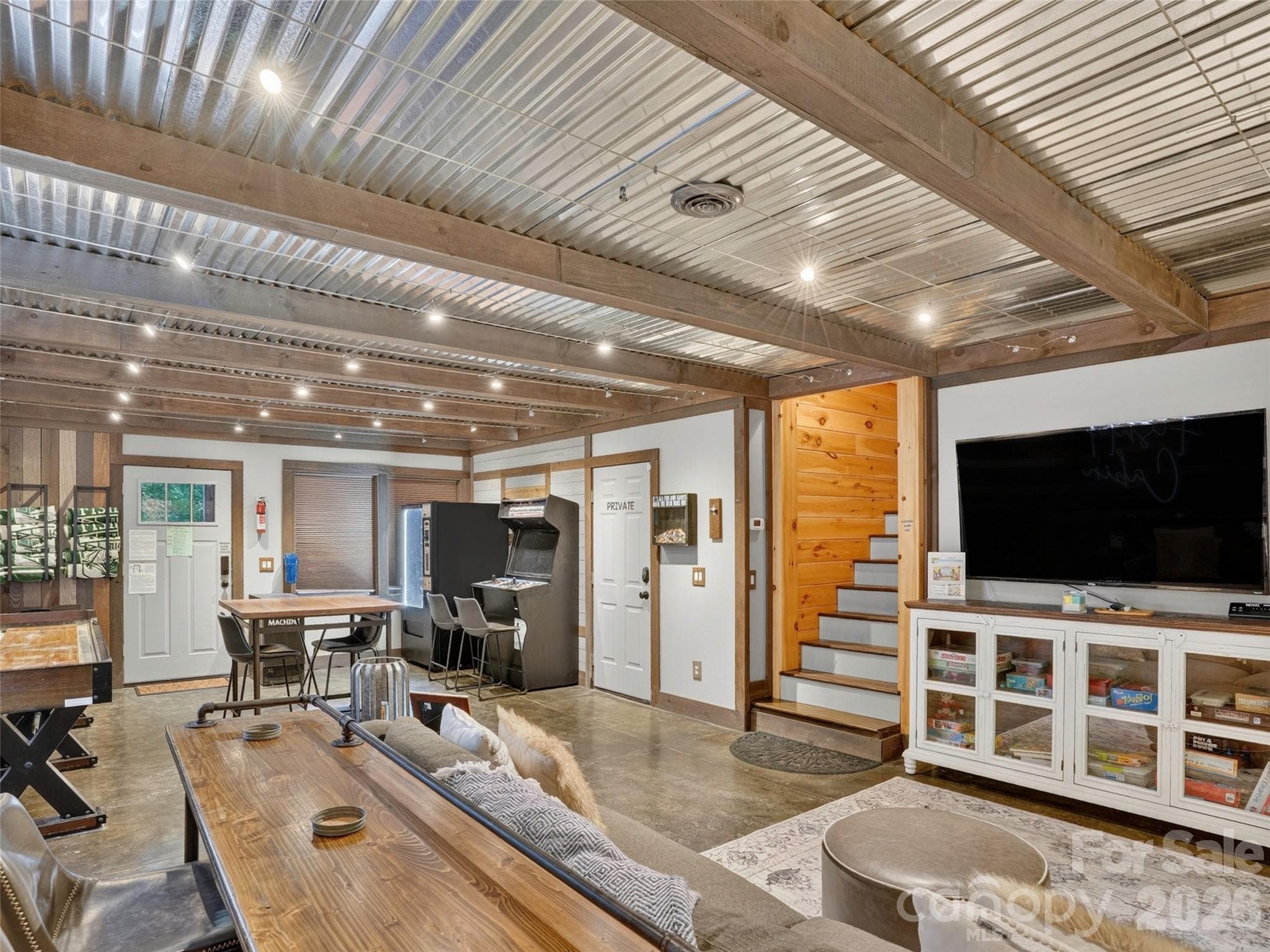 Single Family Residence at 3050 Green River Cove Road, Saluda, photo 33 of 48
